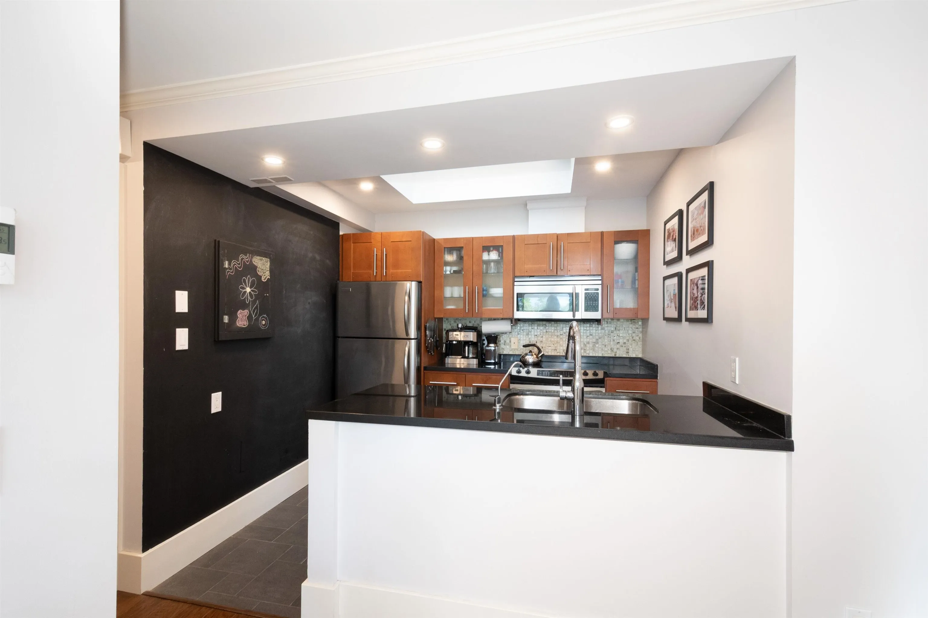 402 2250 W 3rd Avenue