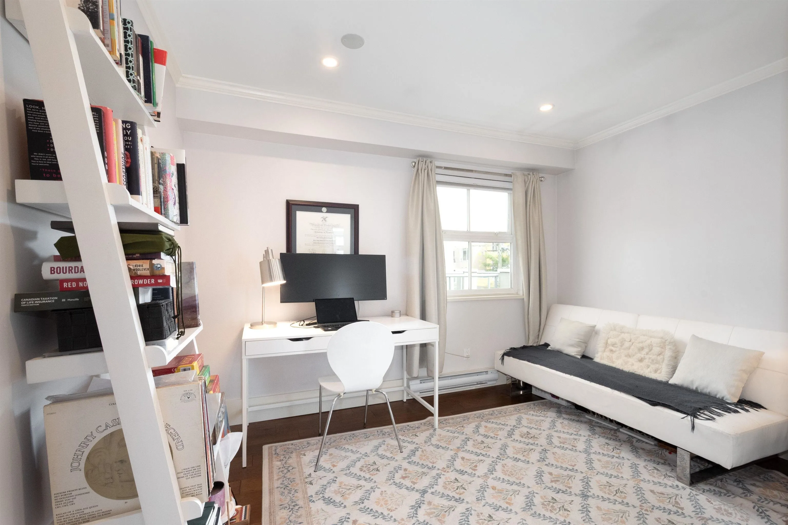 402 2250 W 3rd Avenue