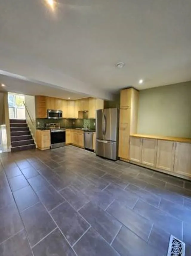 221 Balmoral Place