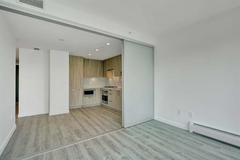 708 13350 Central Avenue