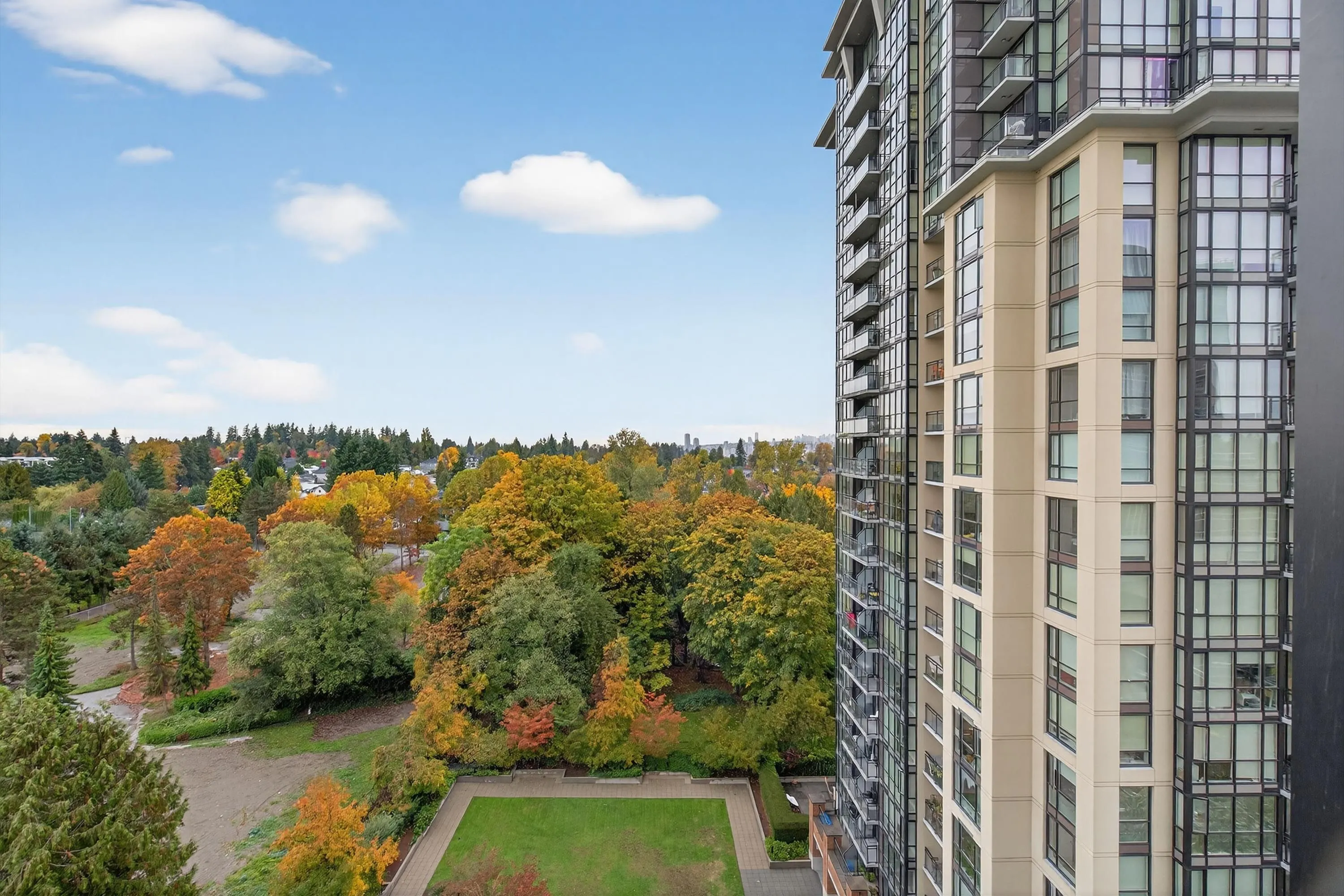 1105 10777 University Drive