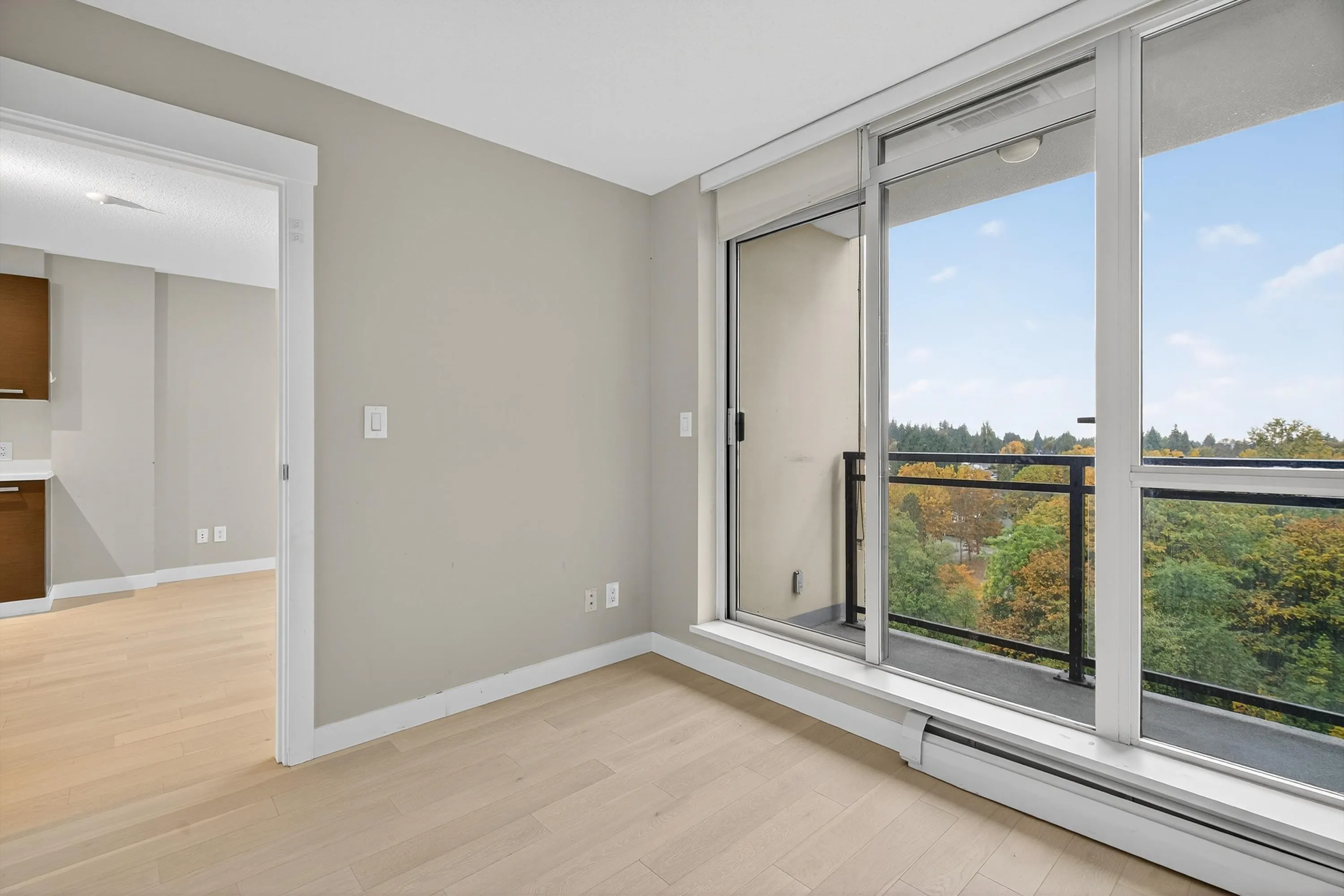 1105 10777 University Drive