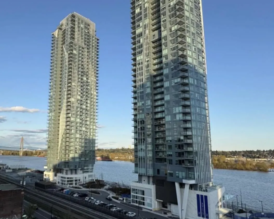 907 14 Begbie Street