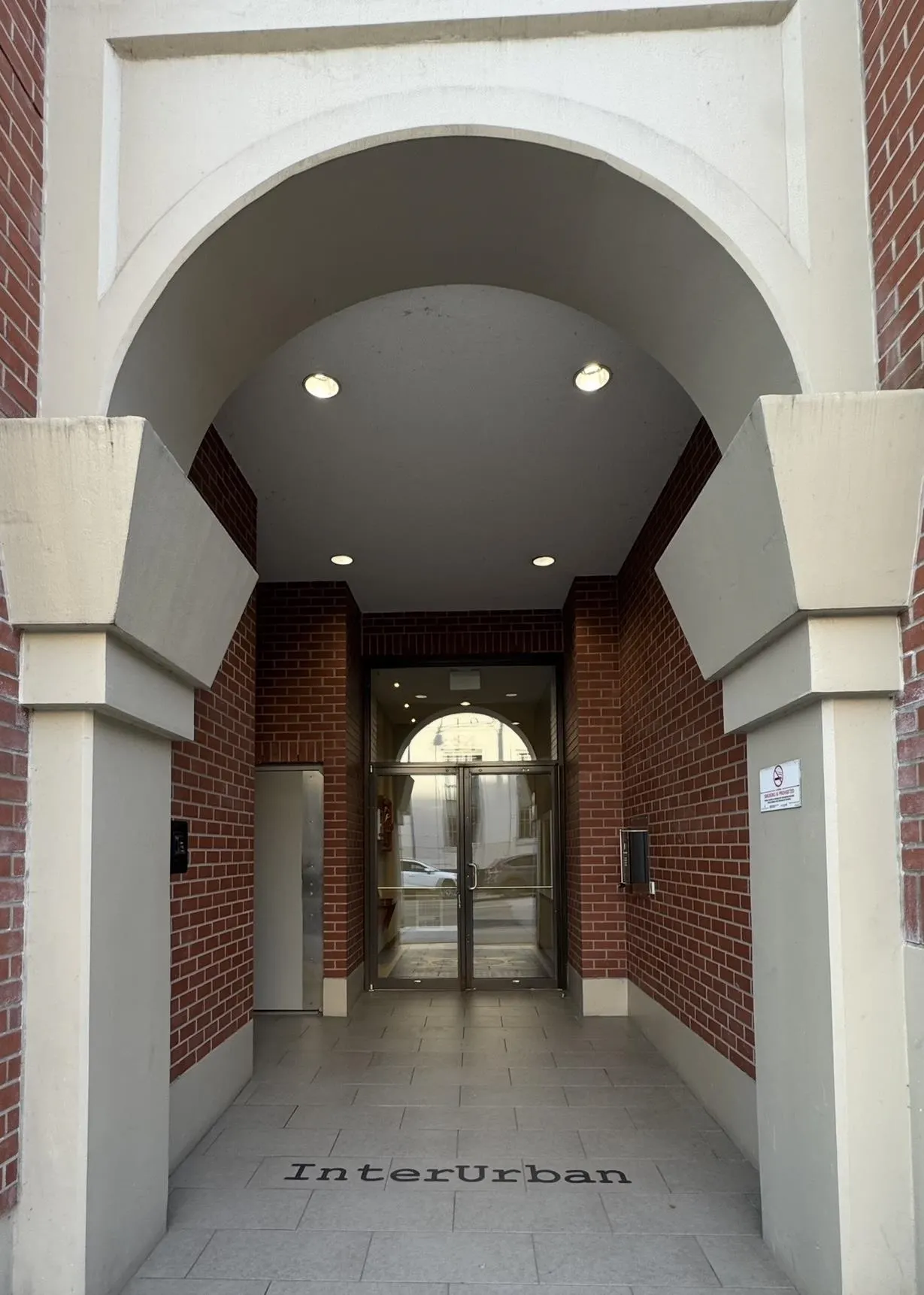 907 14 Begbie Street