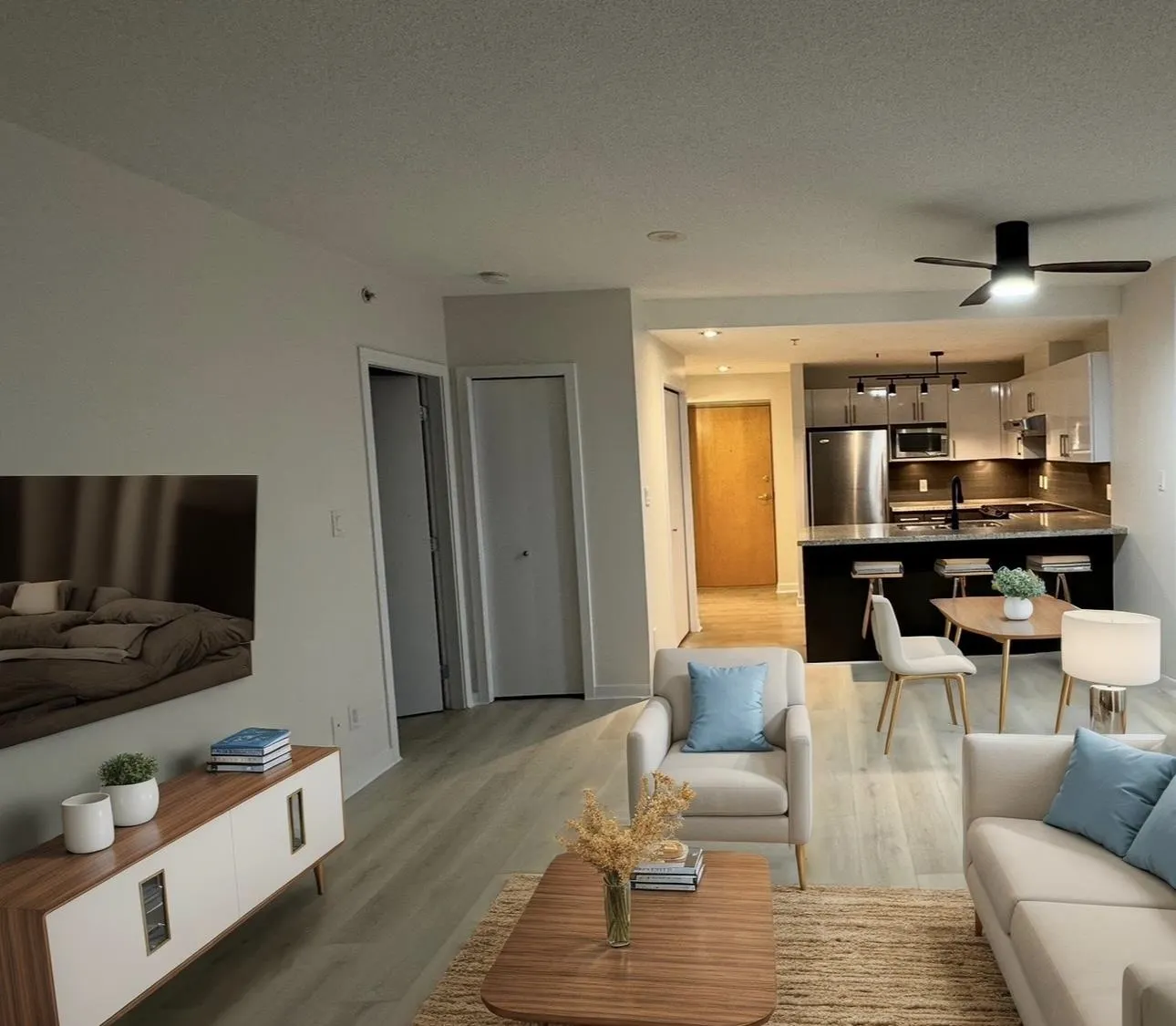 907 14 Begbie Street