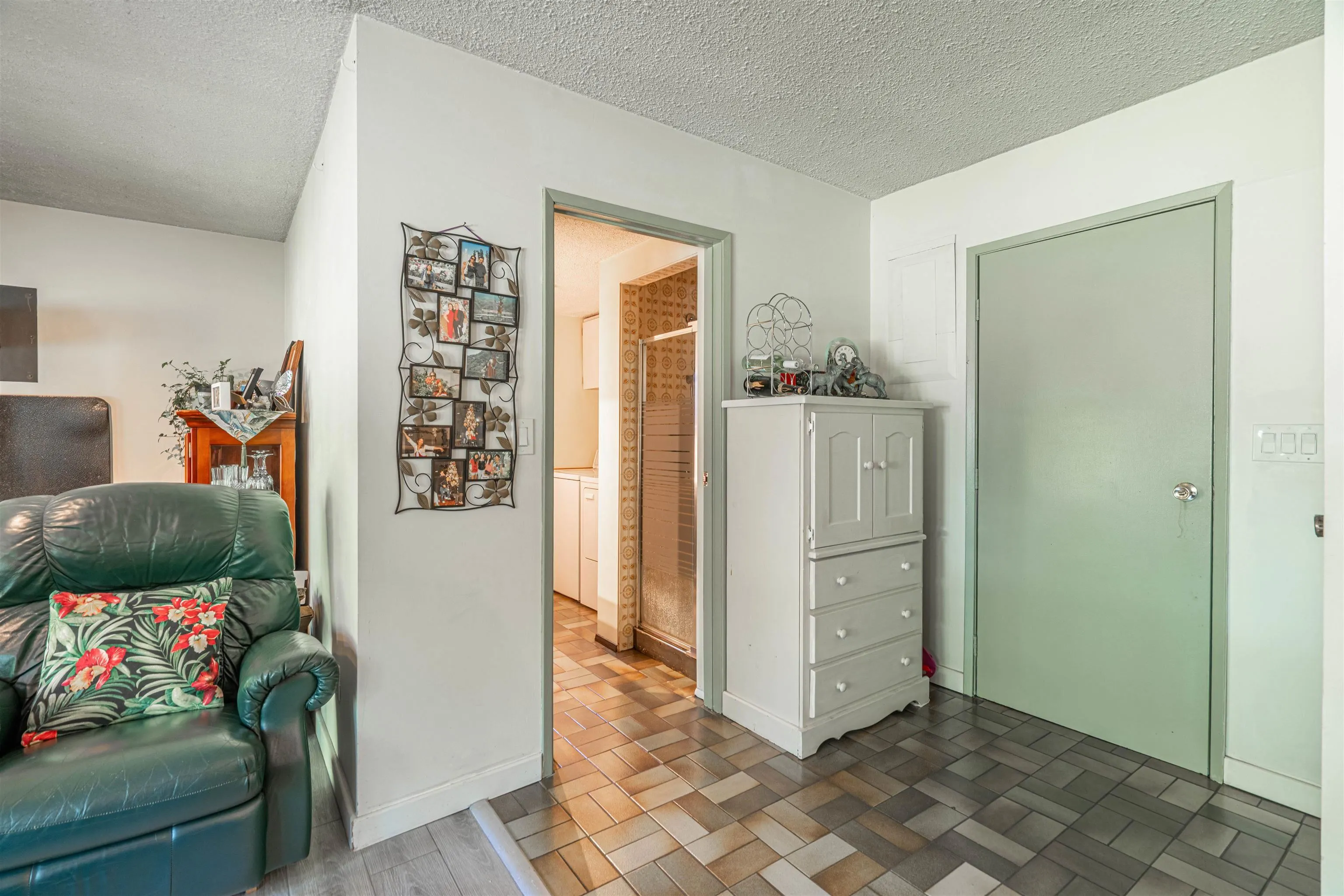 12861 Barnsdale Street