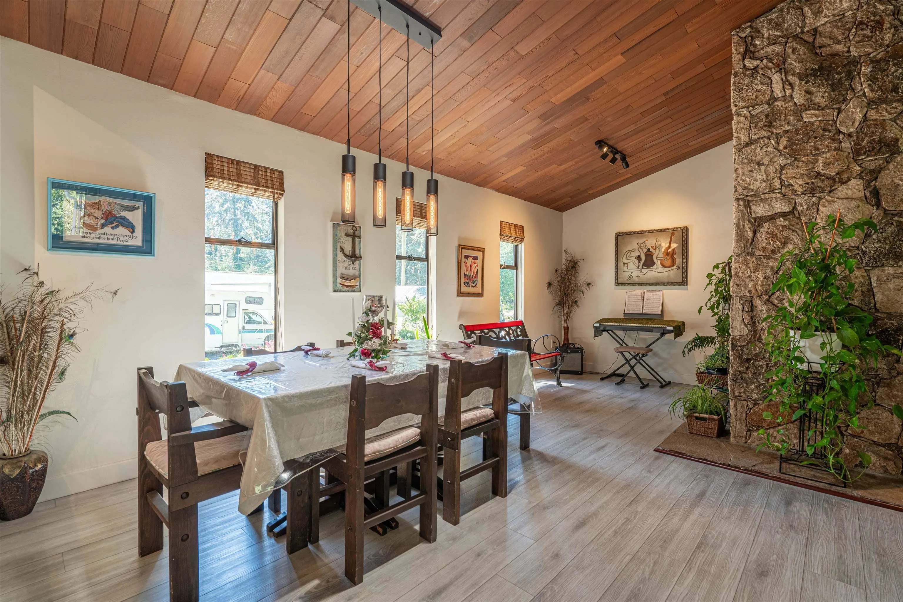 12861 Barnsdale Street