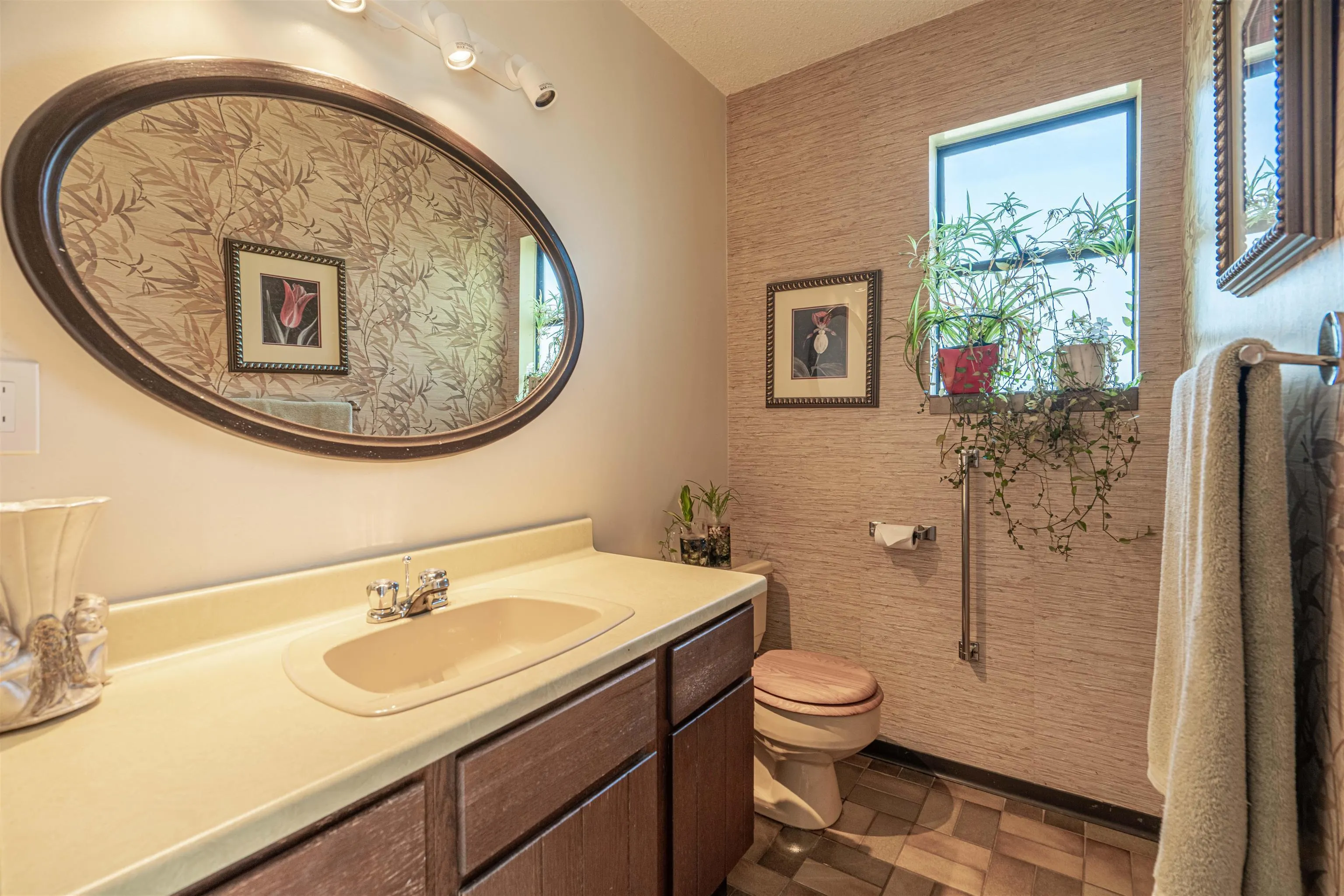 12861 Barnsdale Street