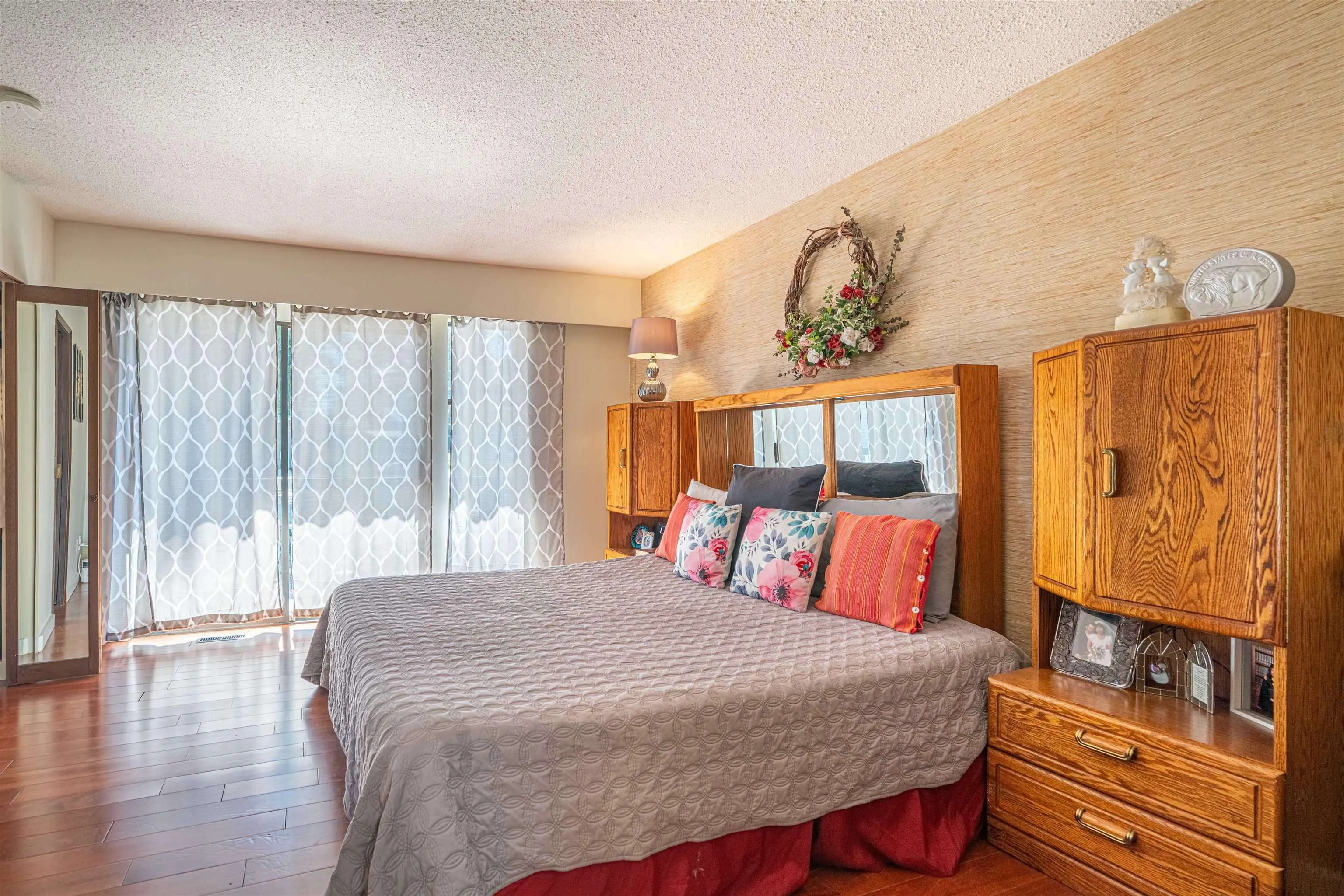 12861 Barnsdale Street