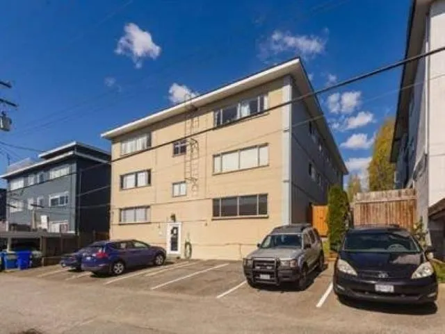 1 357 W 4th Street