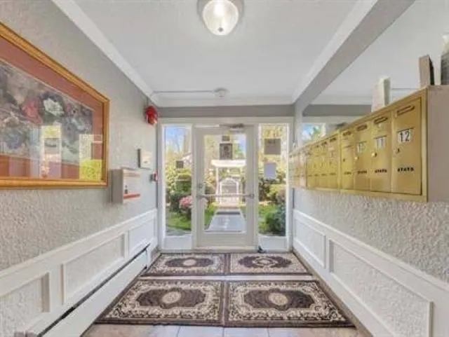 1 357 W 4th Street