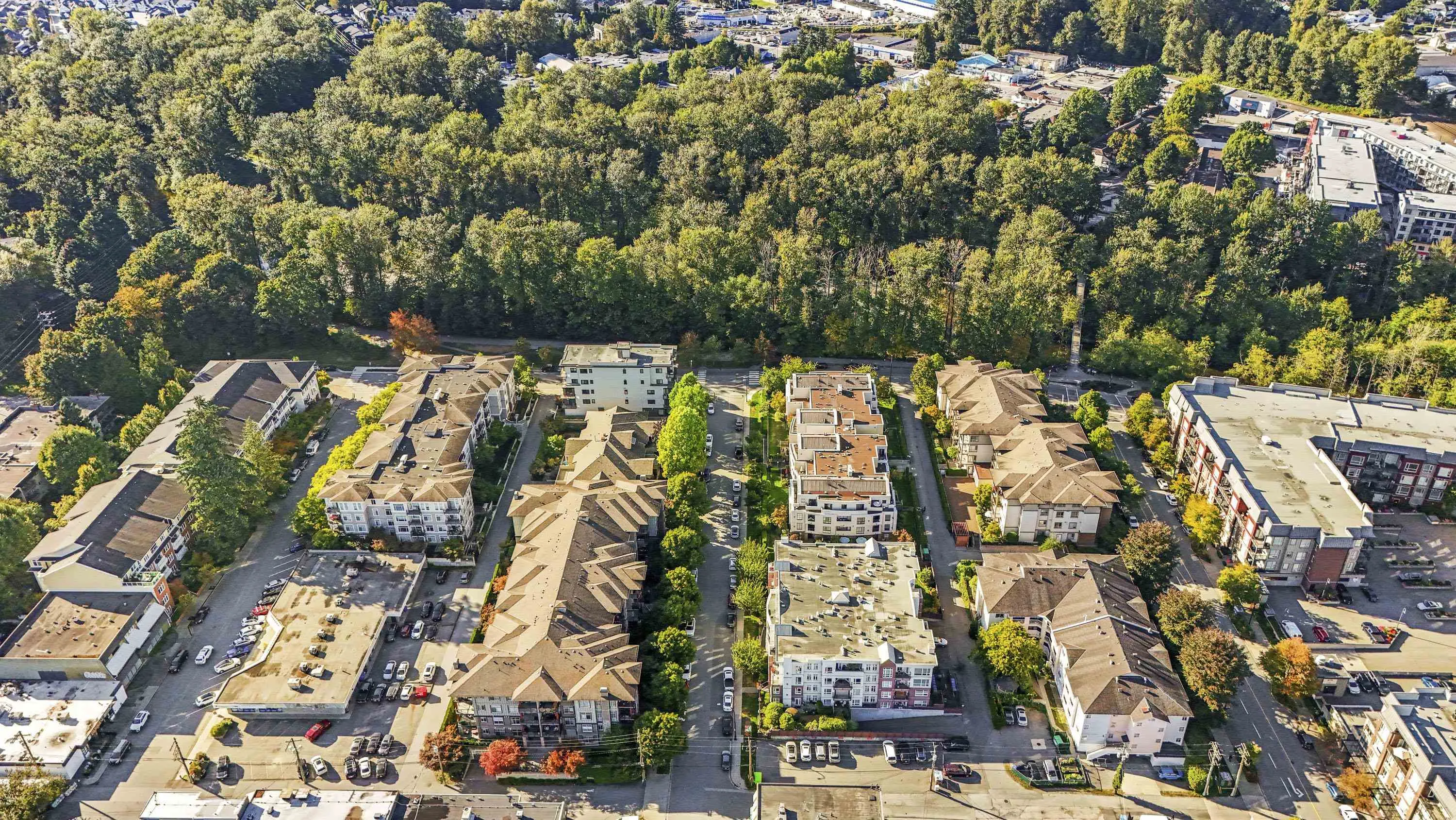 405 2335 Whyte Avenue