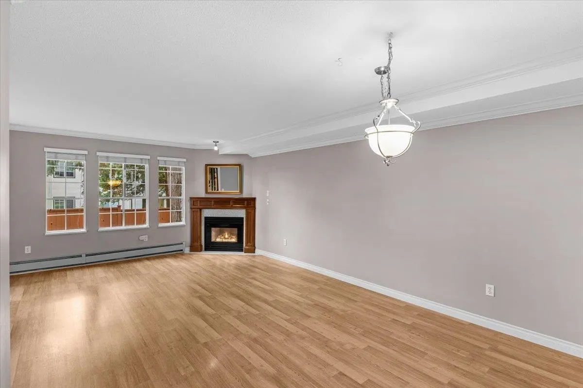 107 1450 Merklin Street