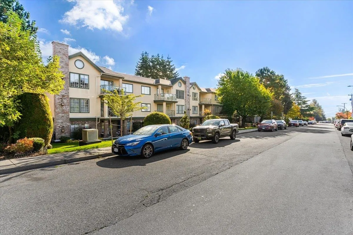 107 1450 Merklin Street