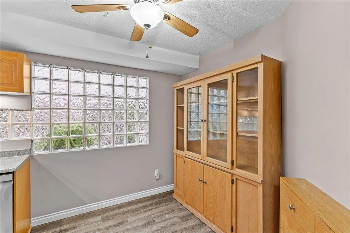 107 1450 Merklin Street