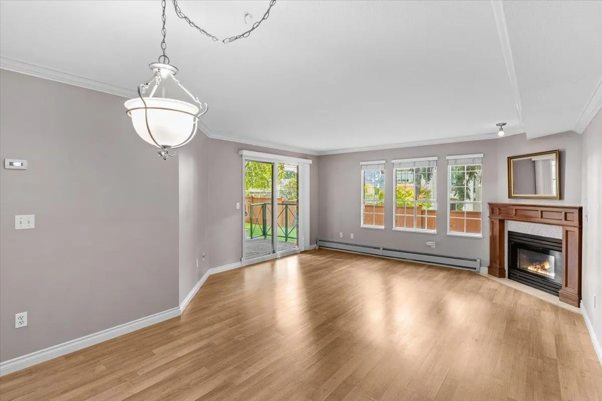 107 1450 Merklin Street