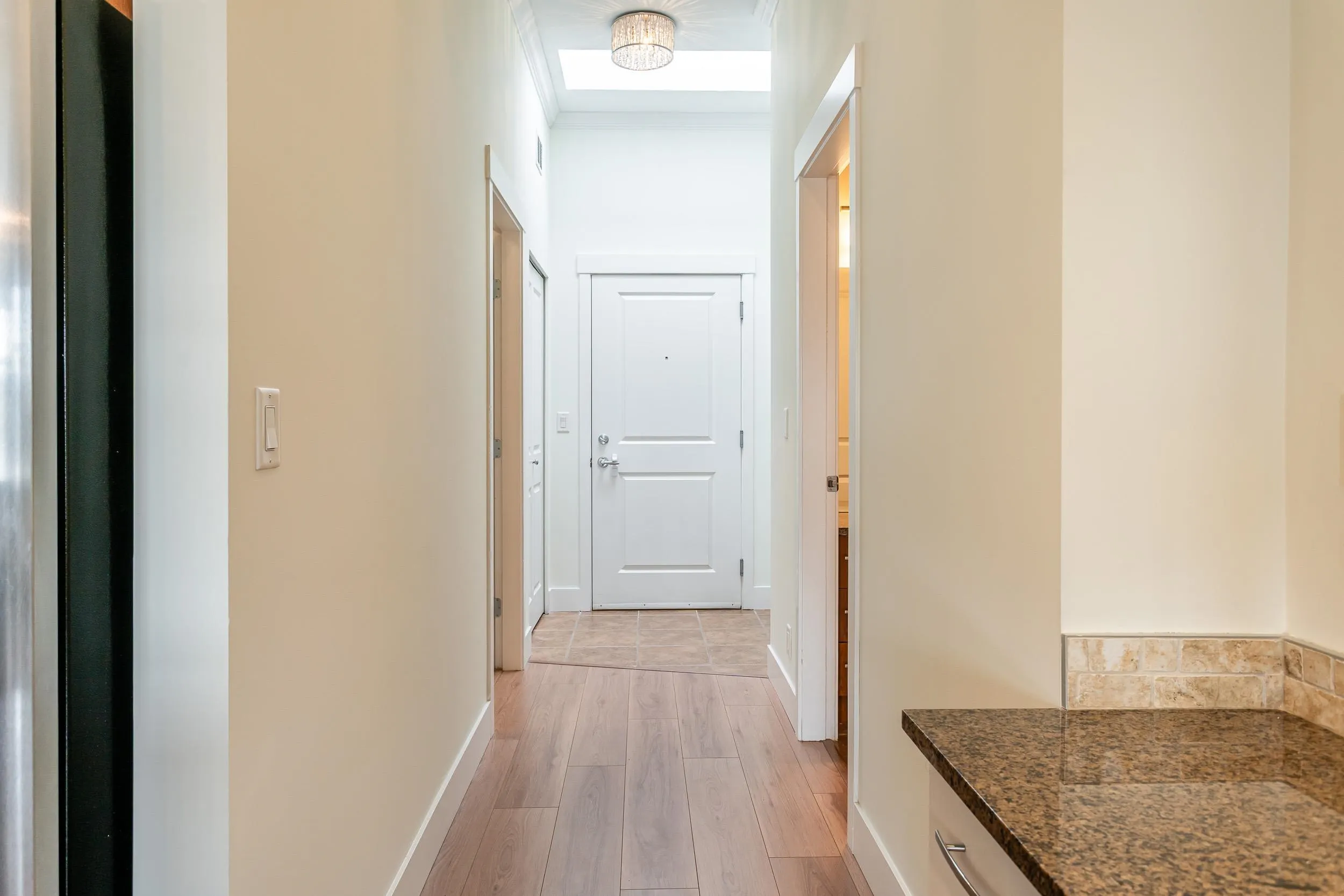 411 2632 Pauline Street