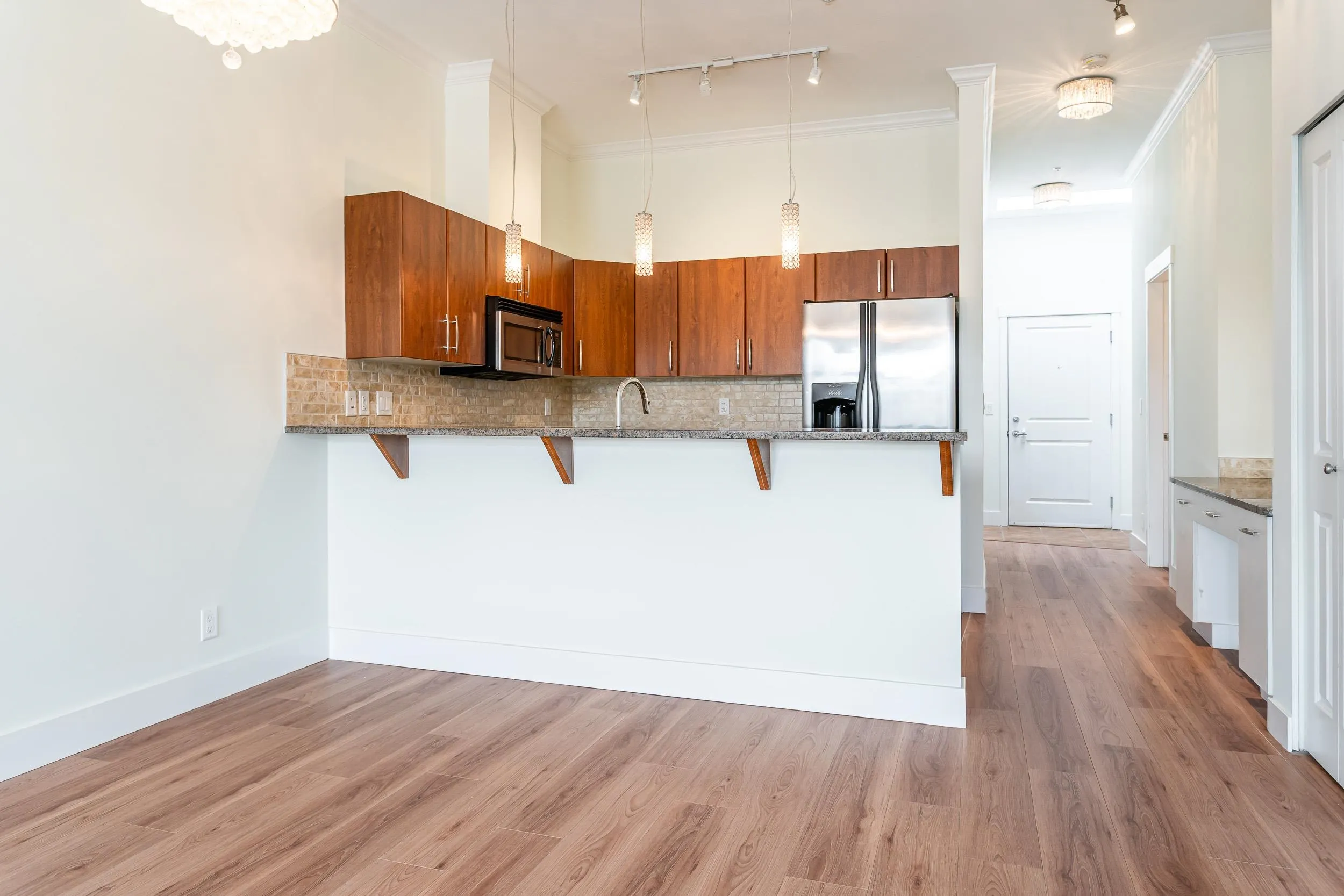 411 2632 Pauline Street