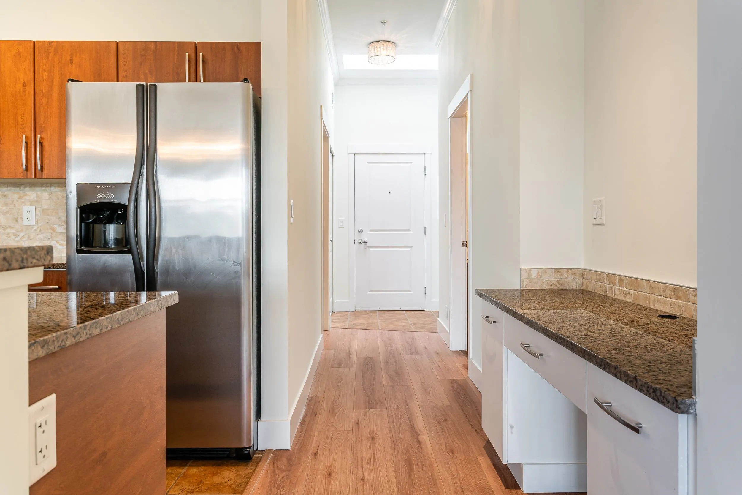 411 2632 Pauline Street