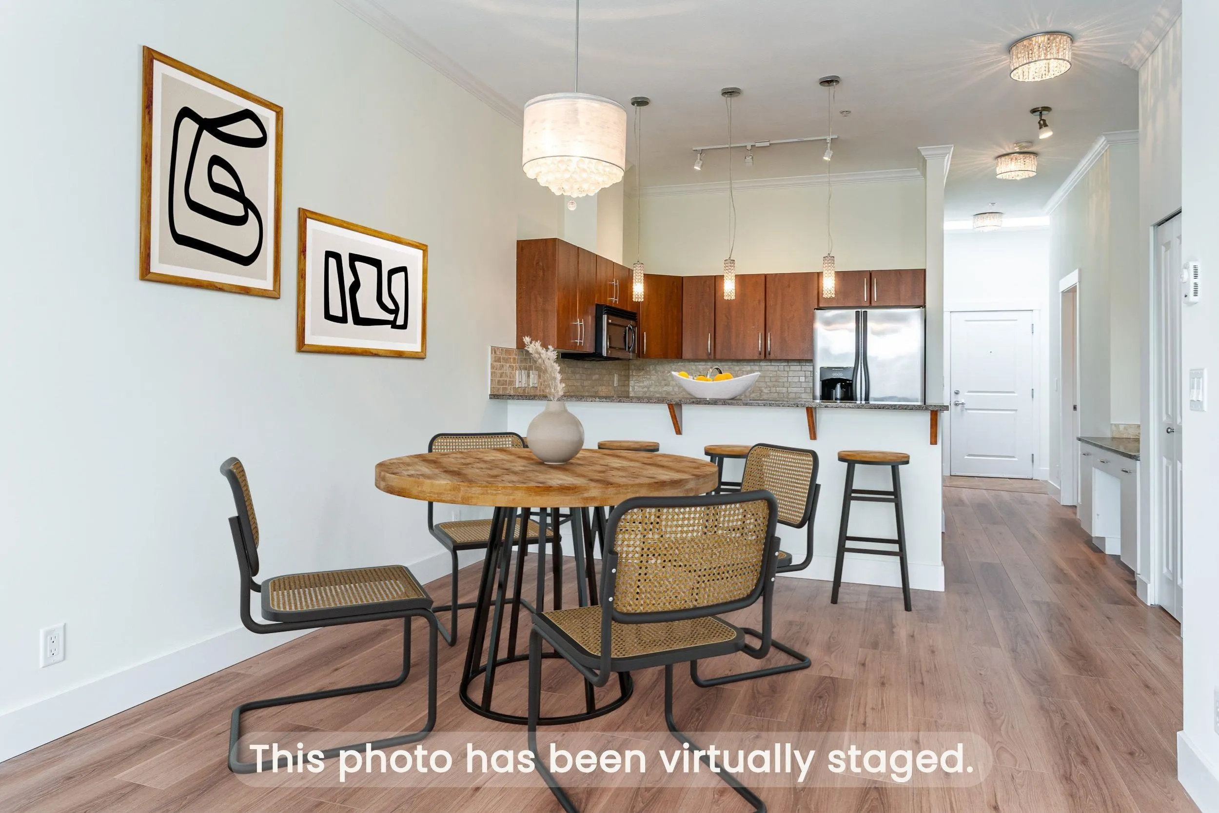 411 2632 Pauline Street