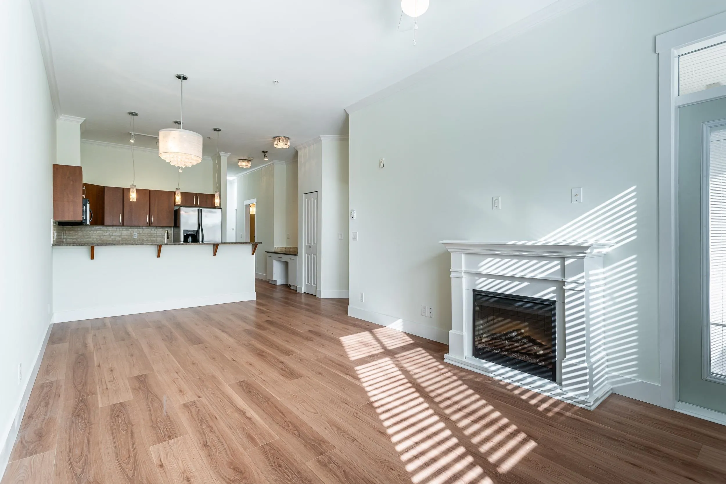 411 2632 Pauline Street