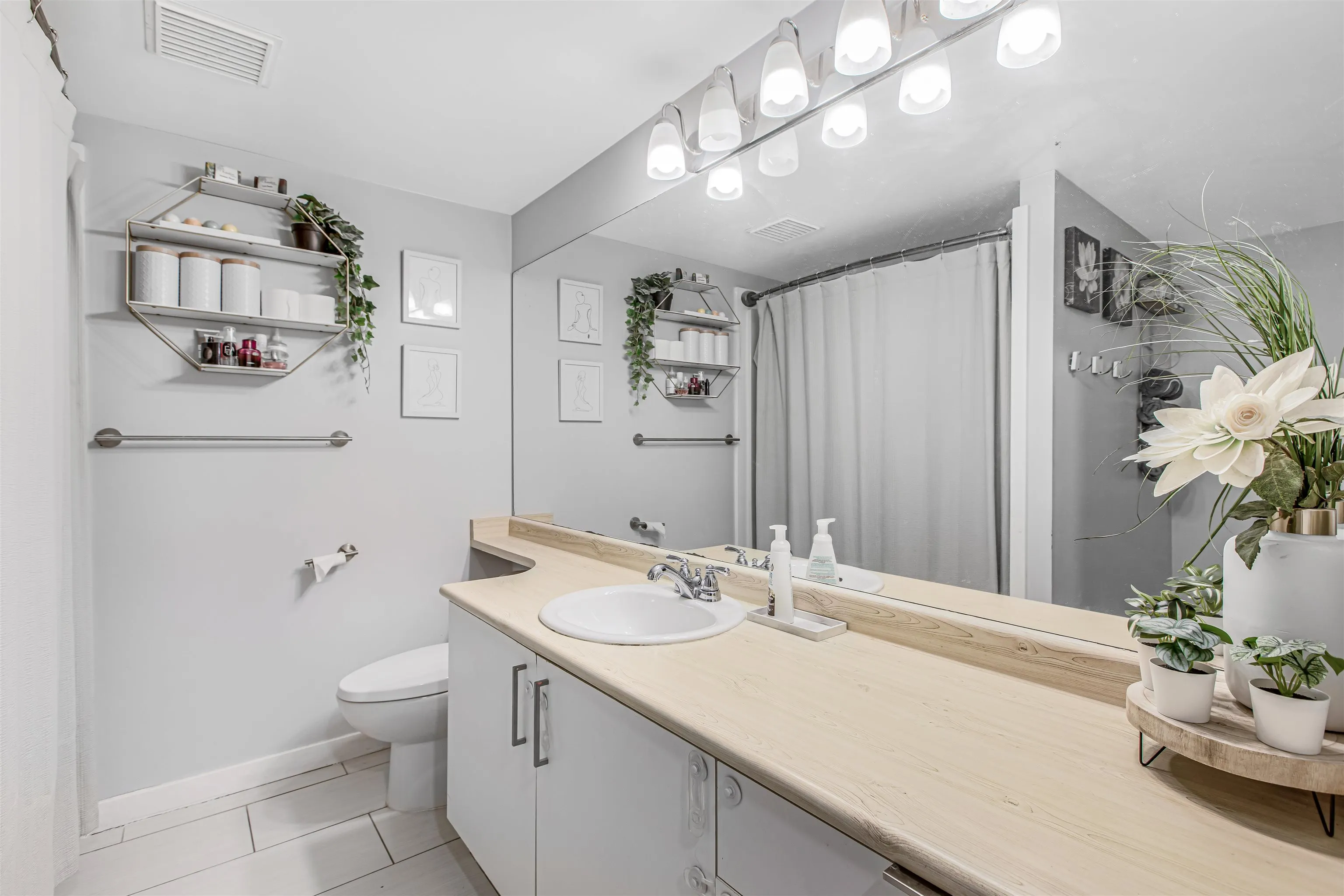 1003 1750 Mckenzie Road