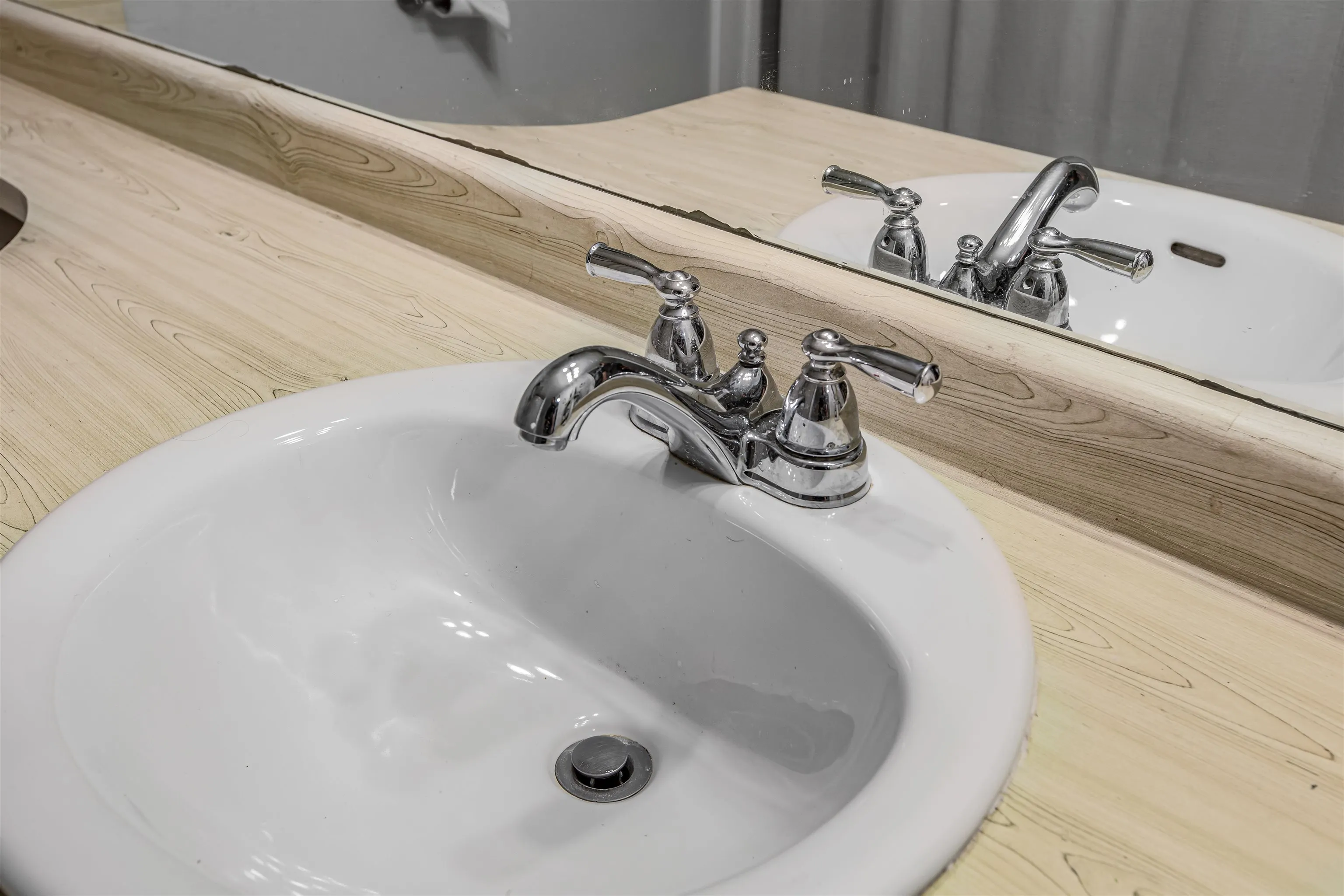 1003 1750 Mckenzie Road