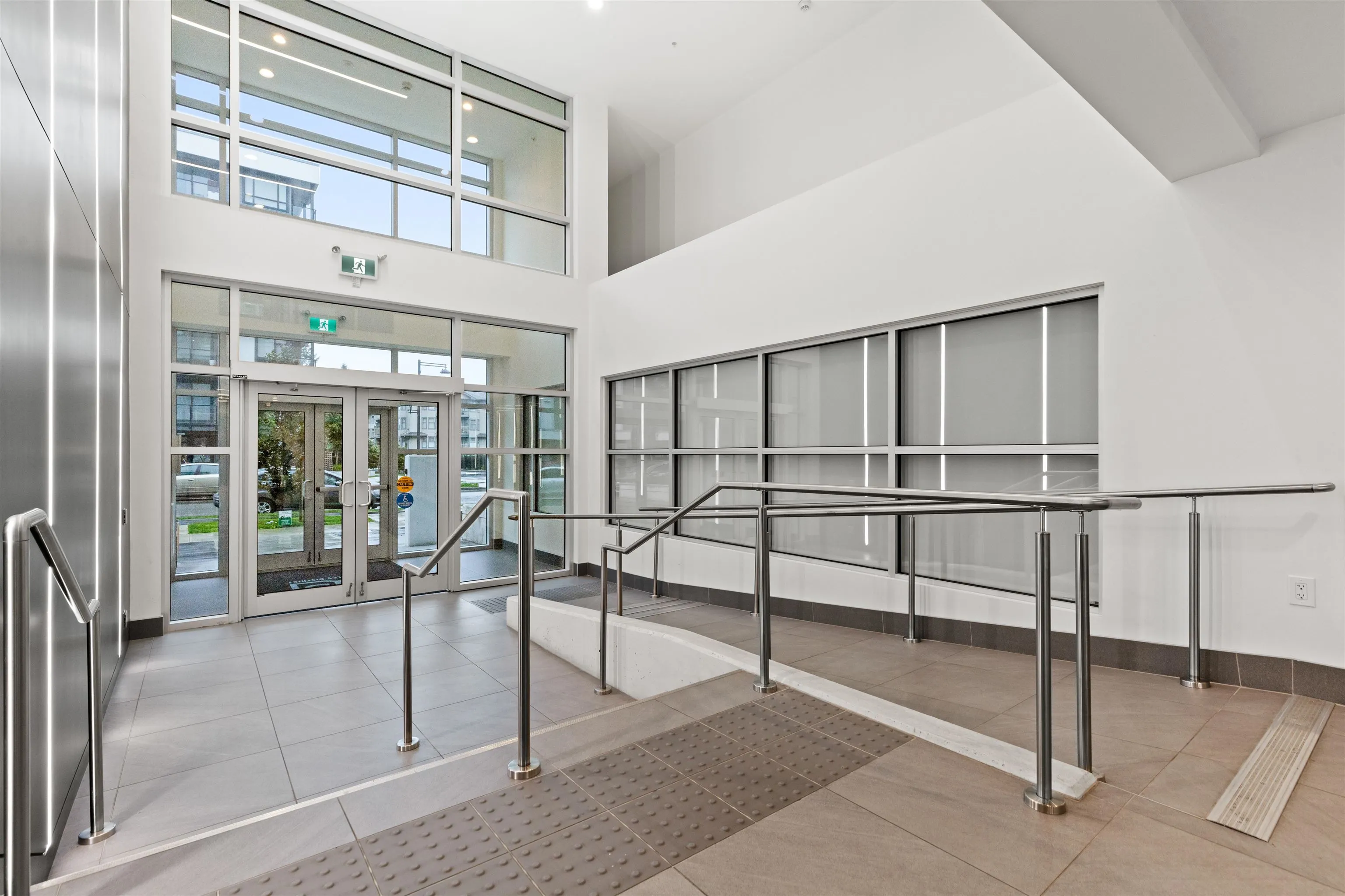 206 10777 138 Street