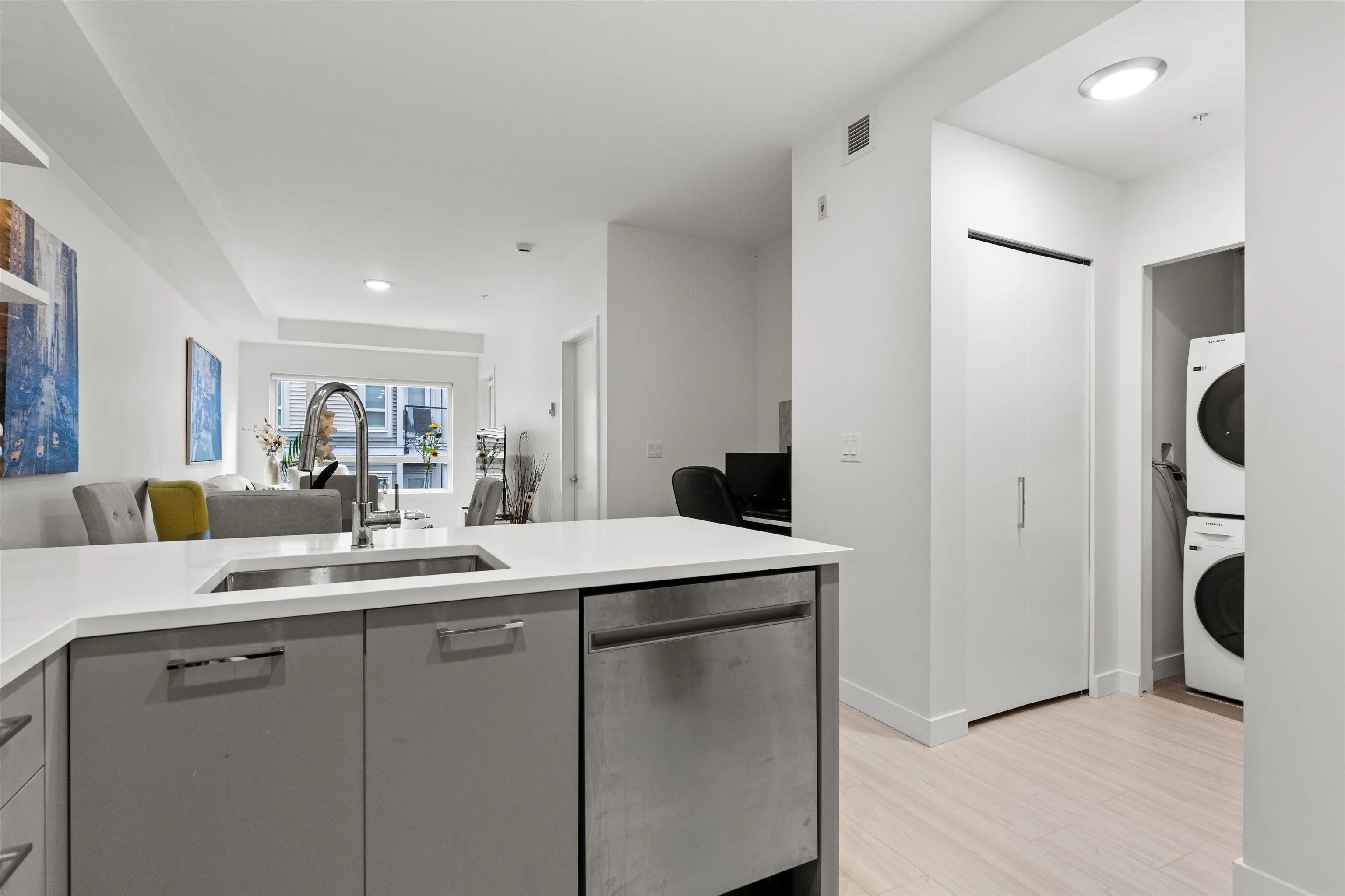 206 10777 138 Street