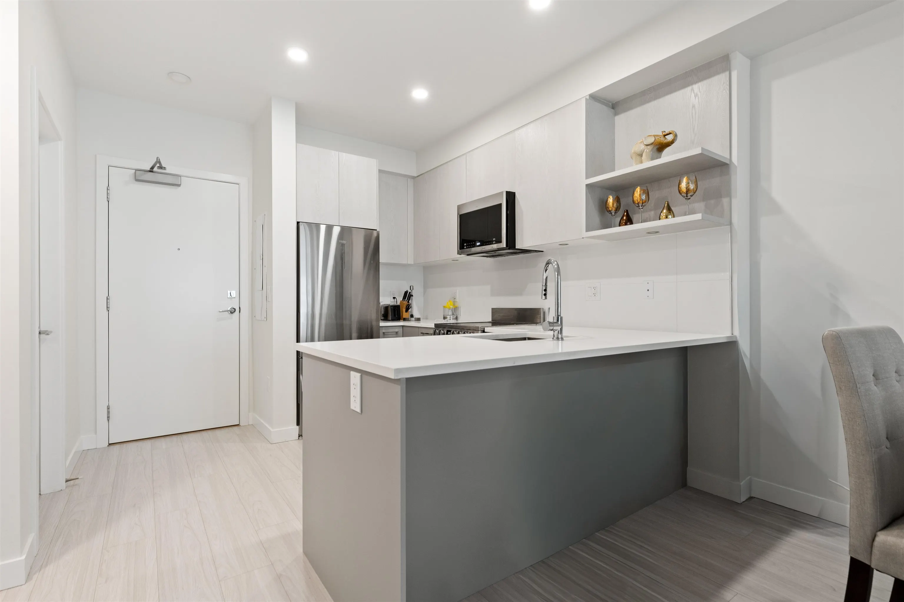 206 10777 138 Street