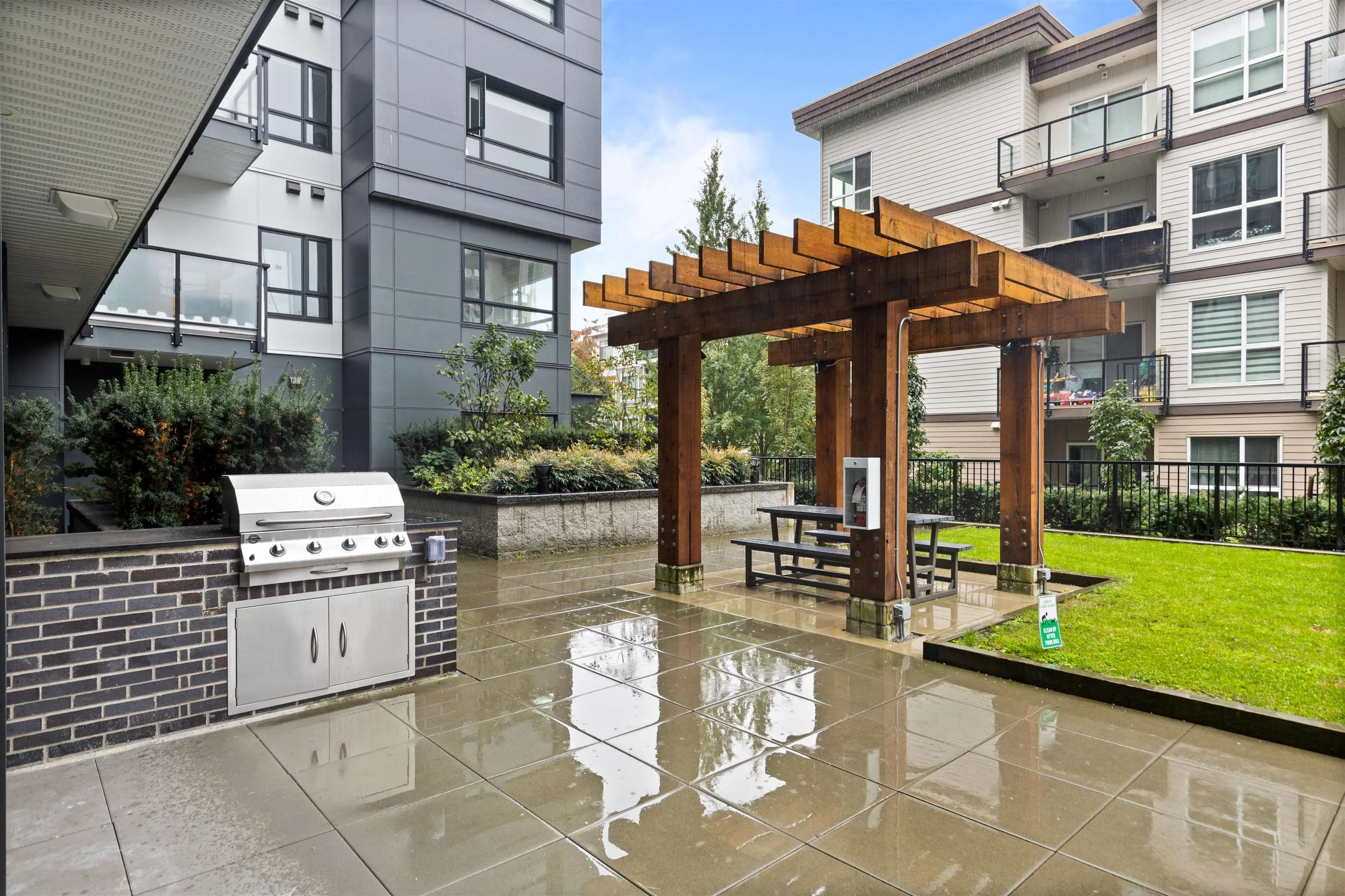 206 10777 138 Street