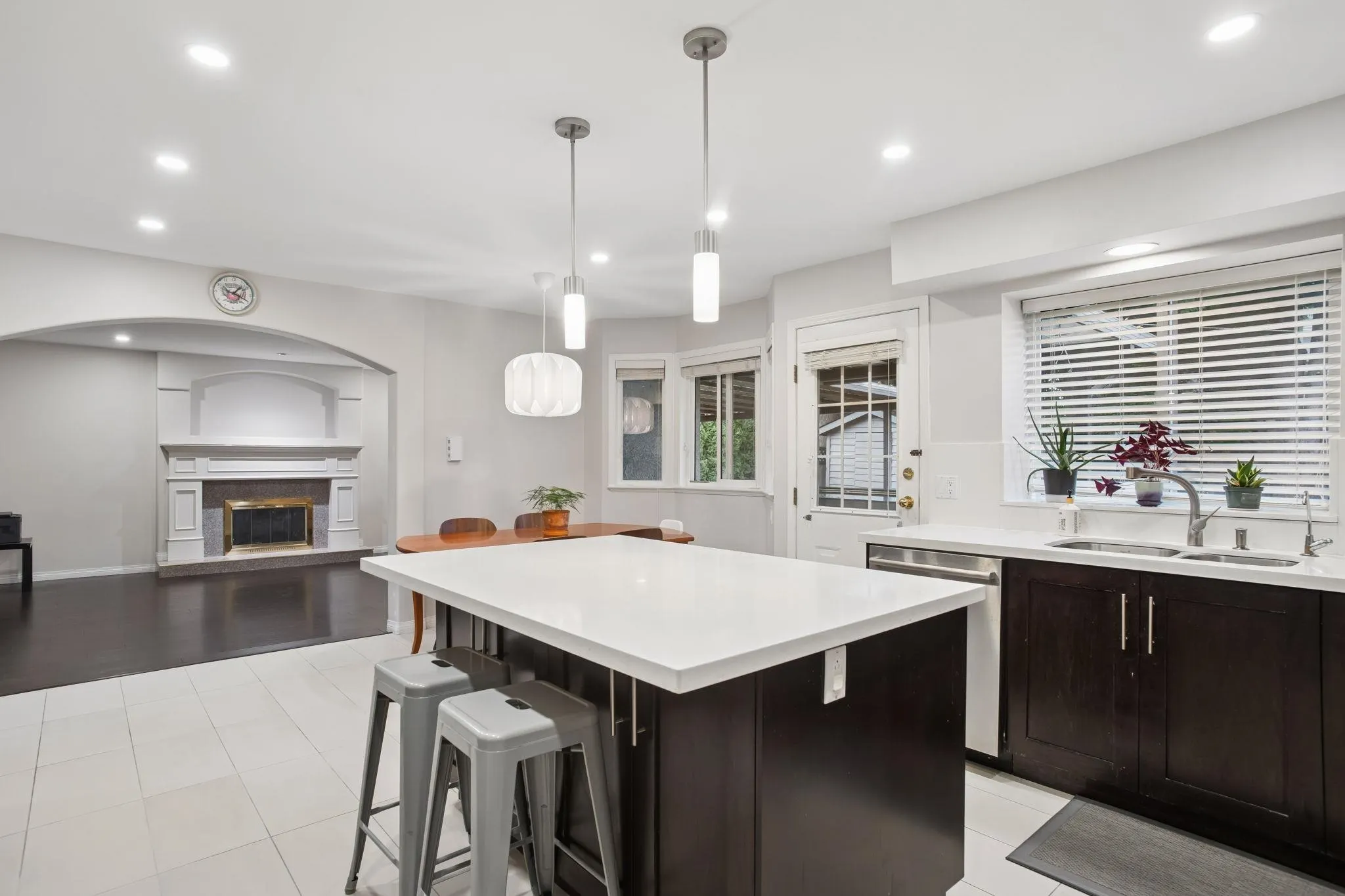 6080 Granville Avenue