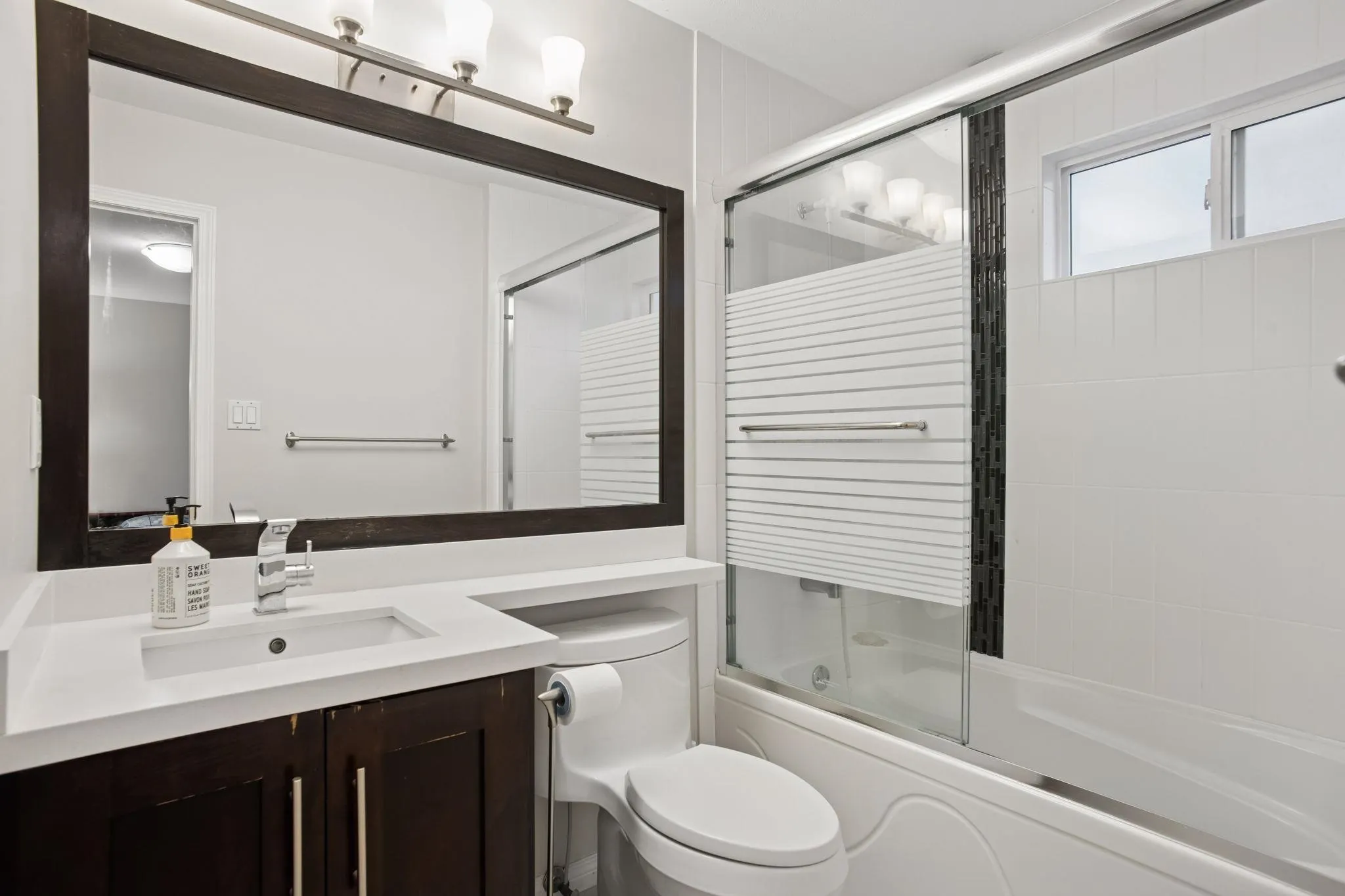 6080 Granville Avenue