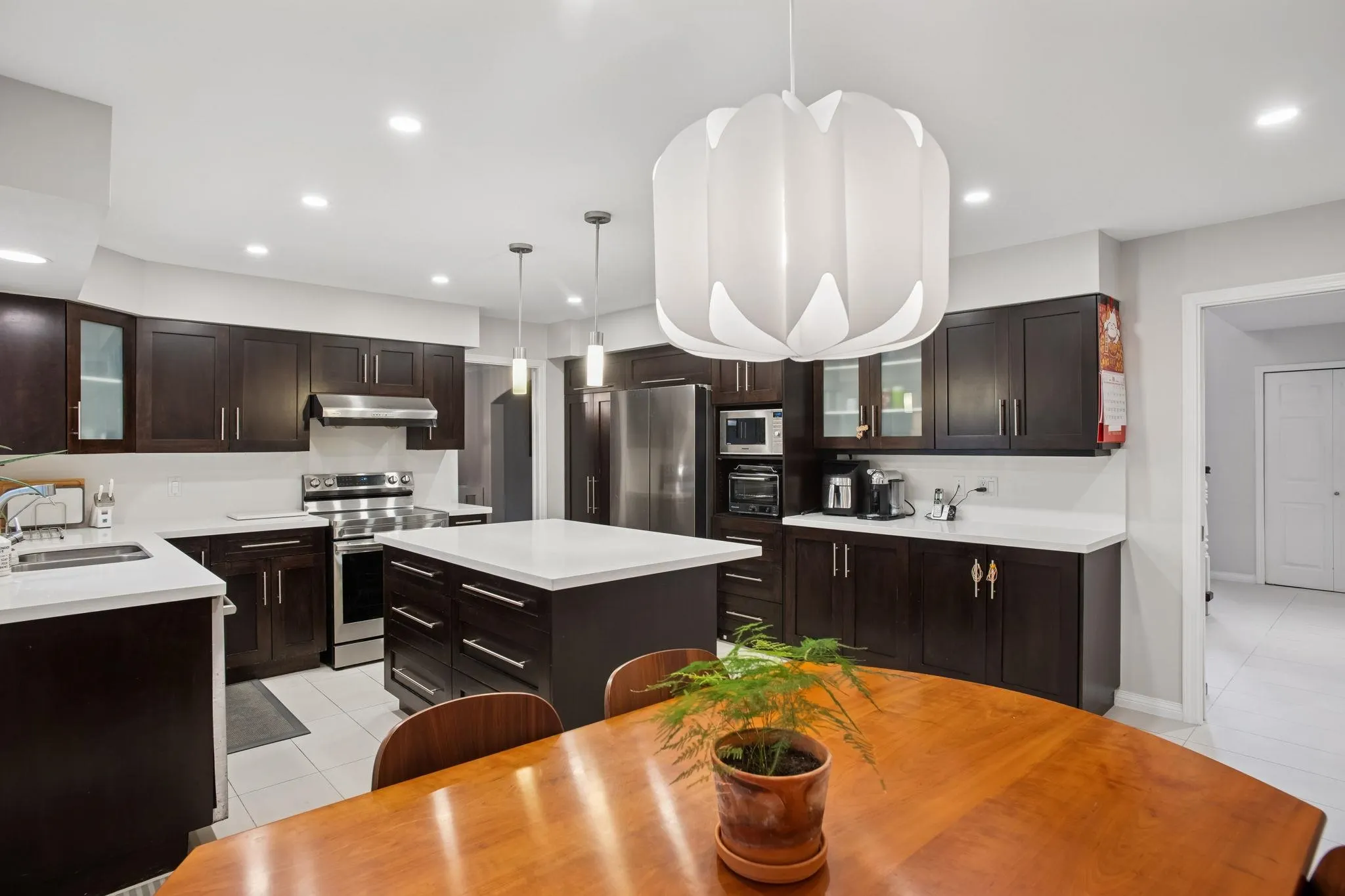 6080 Granville Avenue