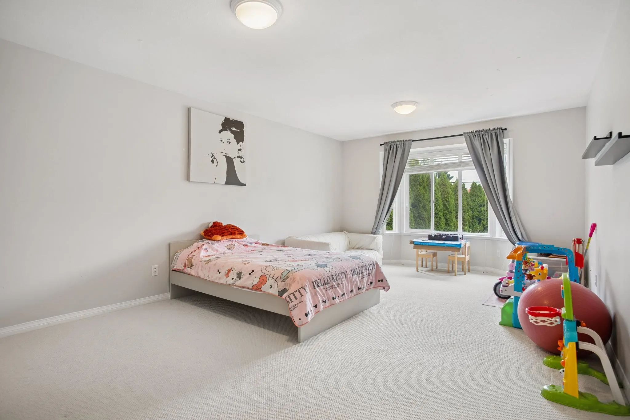 6080 Granville Avenue