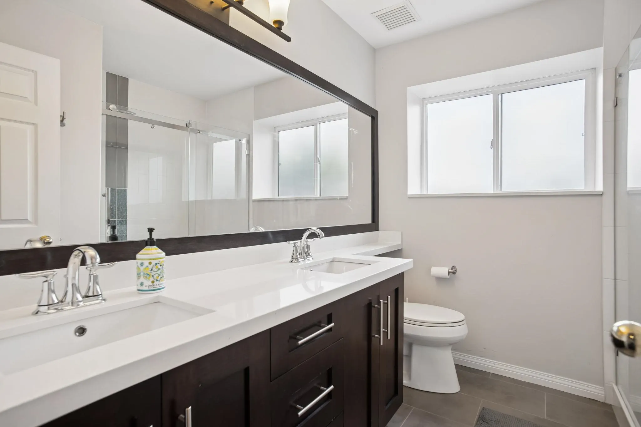 6080 Granville Avenue