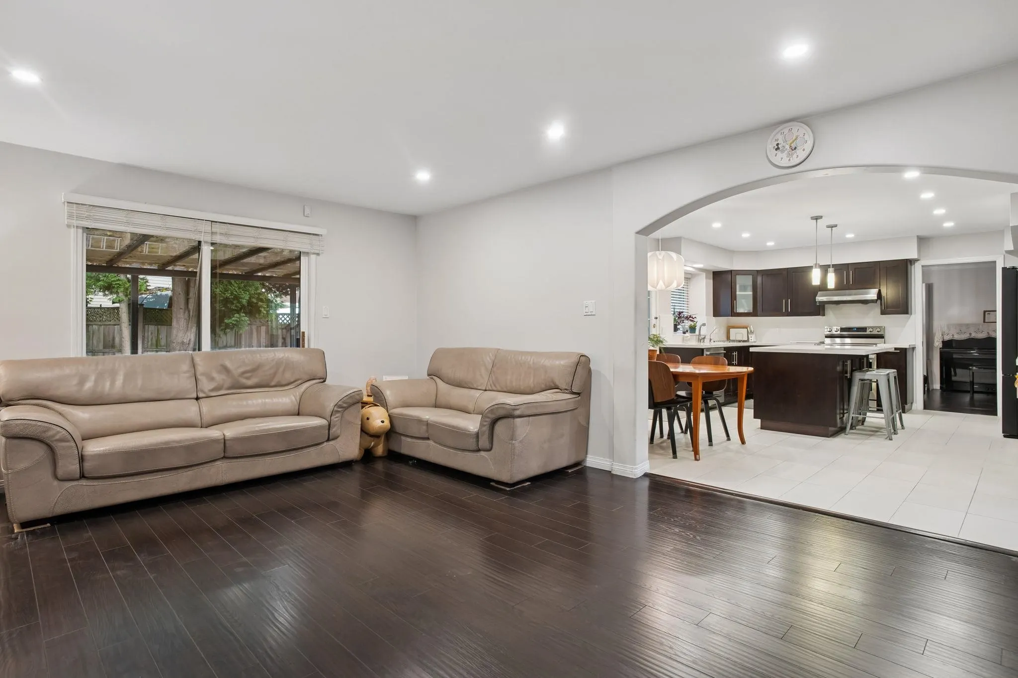 6080 Granville Avenue