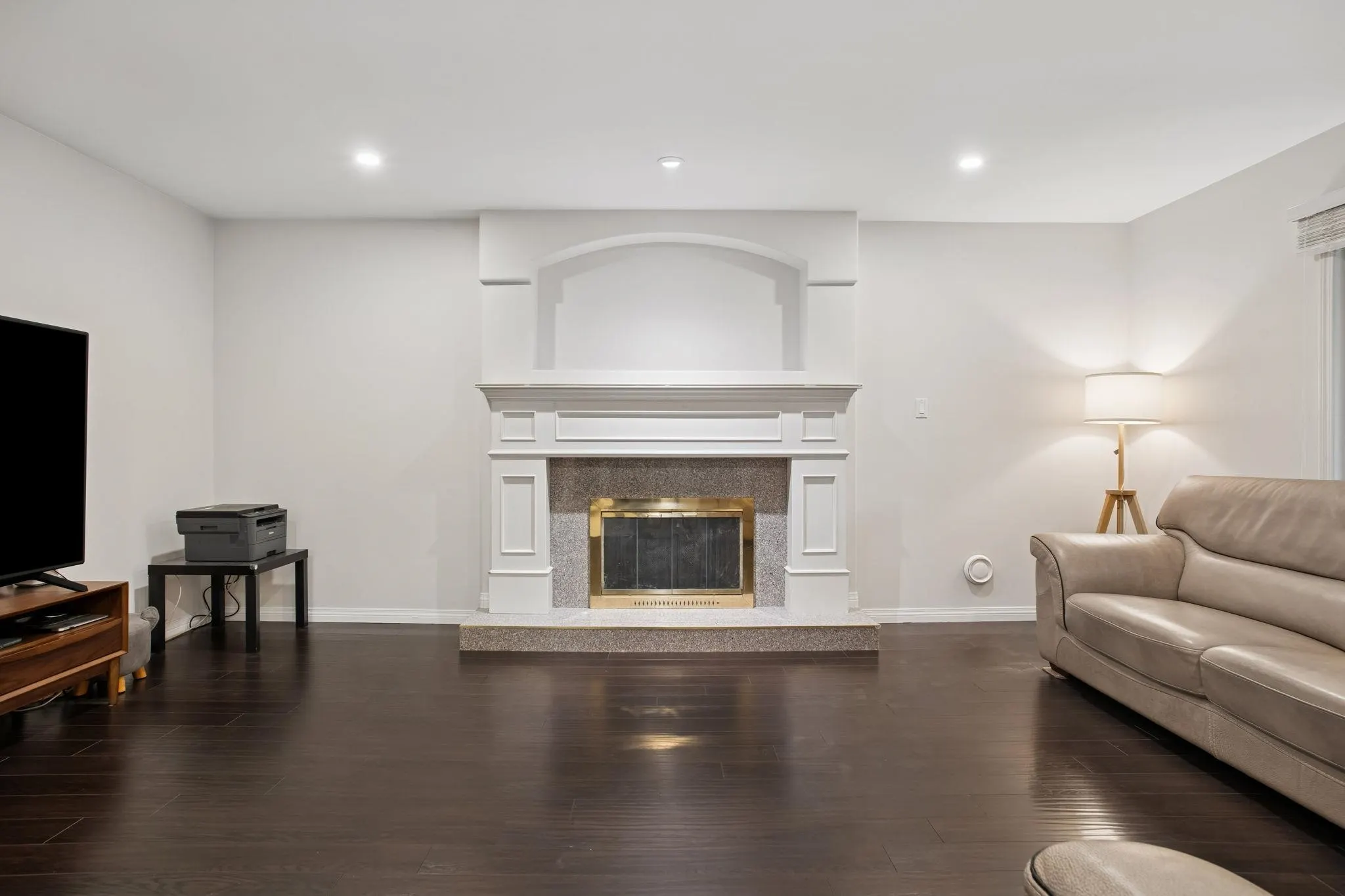 6080 Granville Avenue