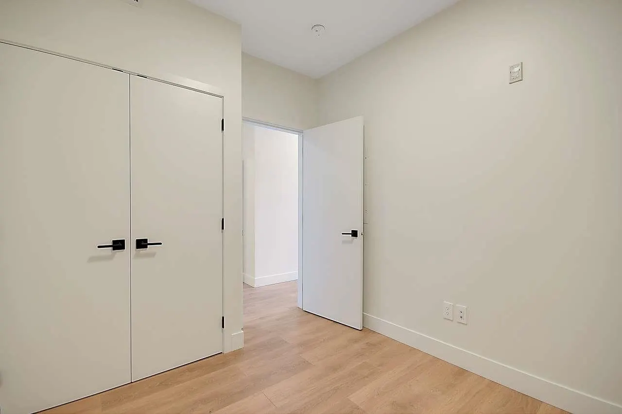 411 8496 120 Street