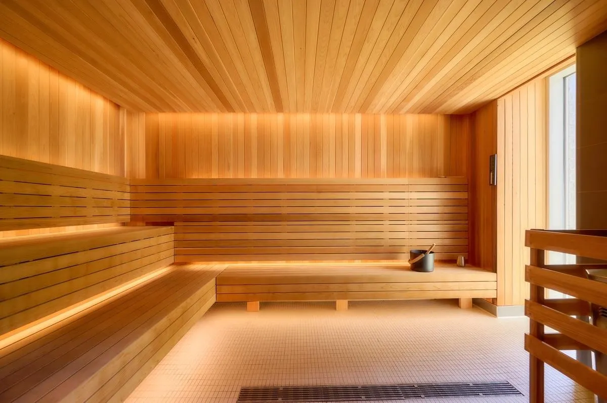 2002 200 Klahanie Court