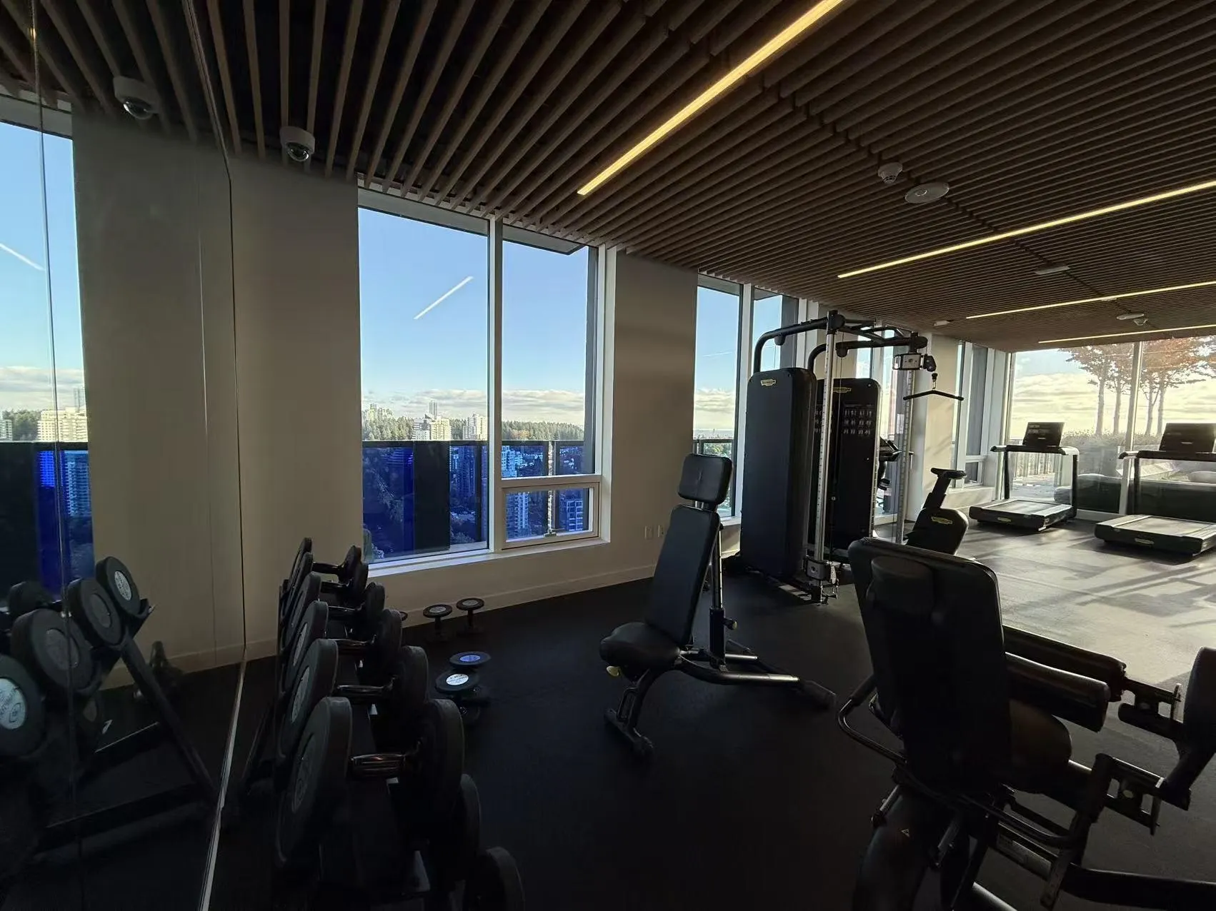 2106 5058 Joyce Street