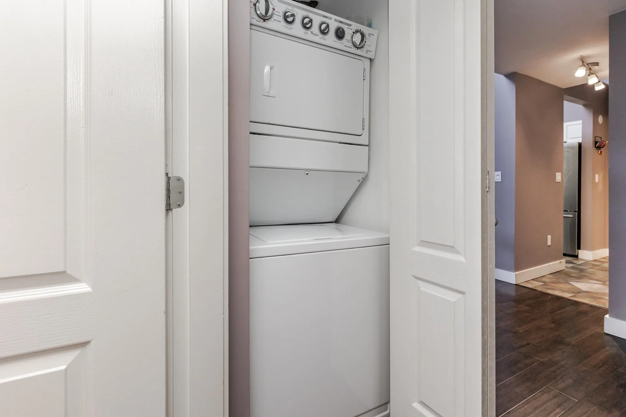 415 14377 103 Avenue