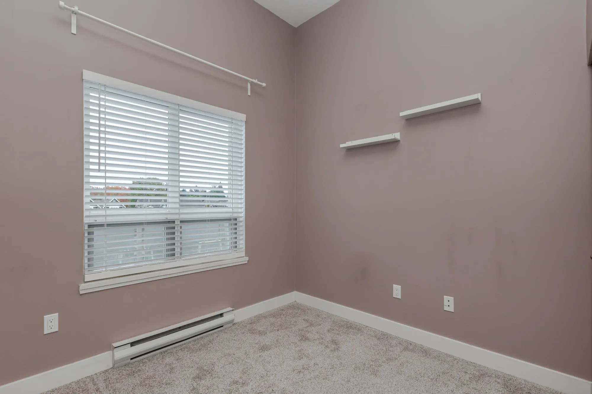 415 14377 103 Avenue