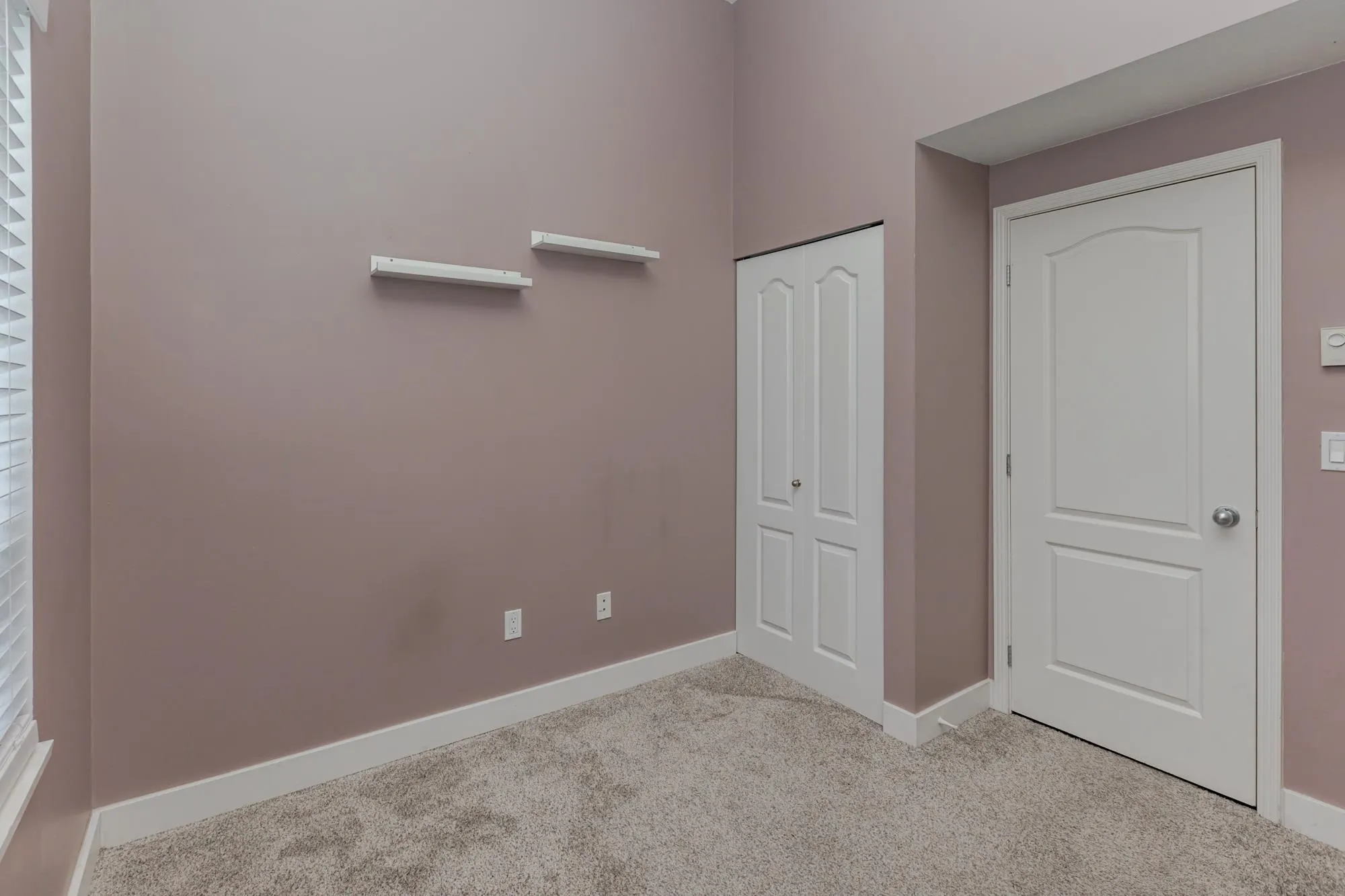 415 14377 103 Avenue