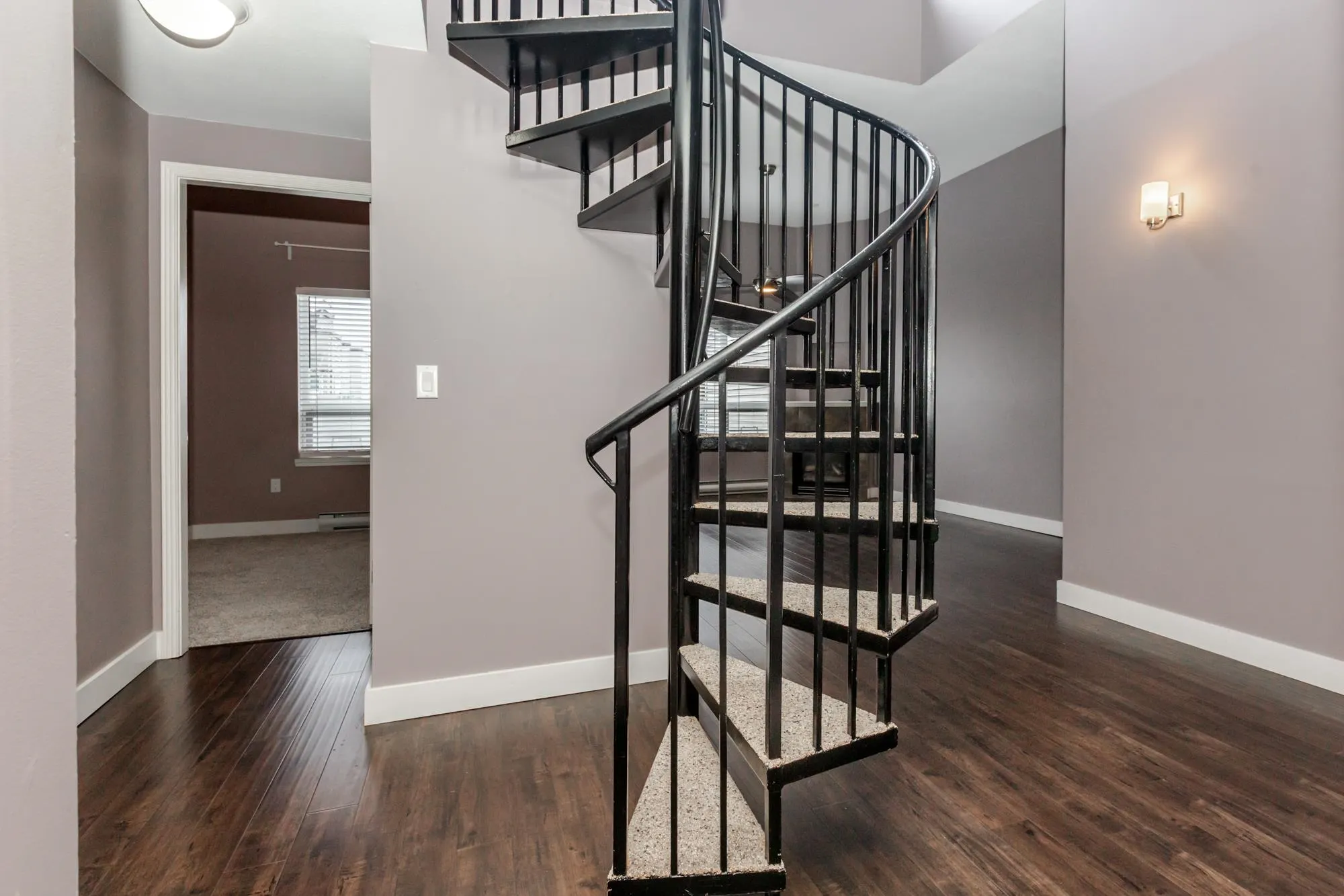 415 14377 103 Avenue