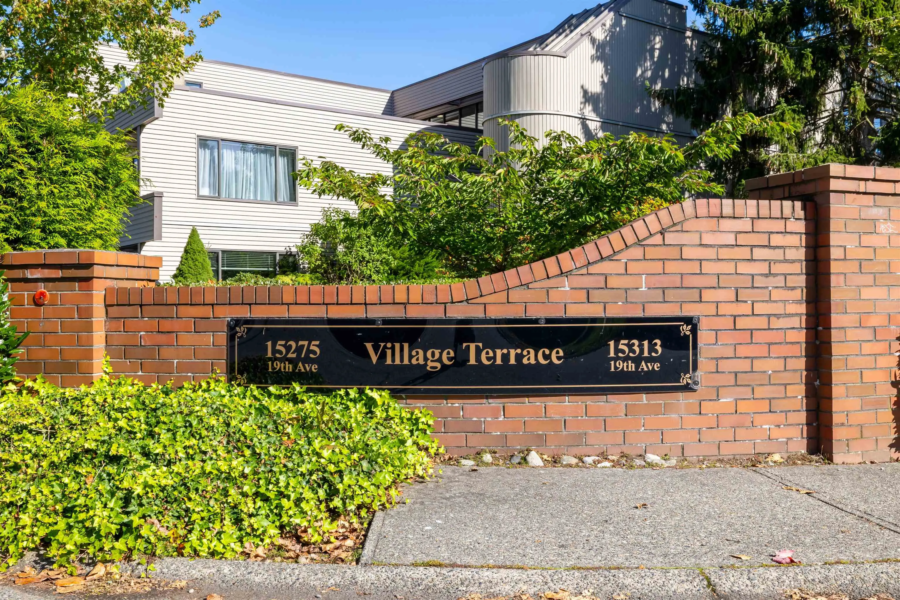 217 15275 19 Avenue
