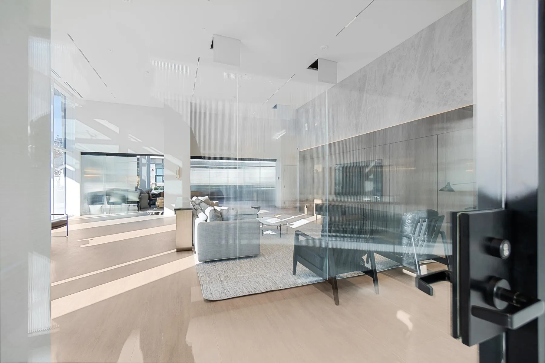 4004 720 Farrow Street