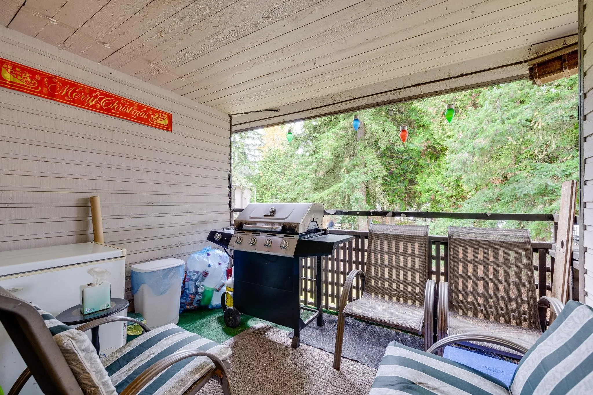 14834 Holly Park Lane