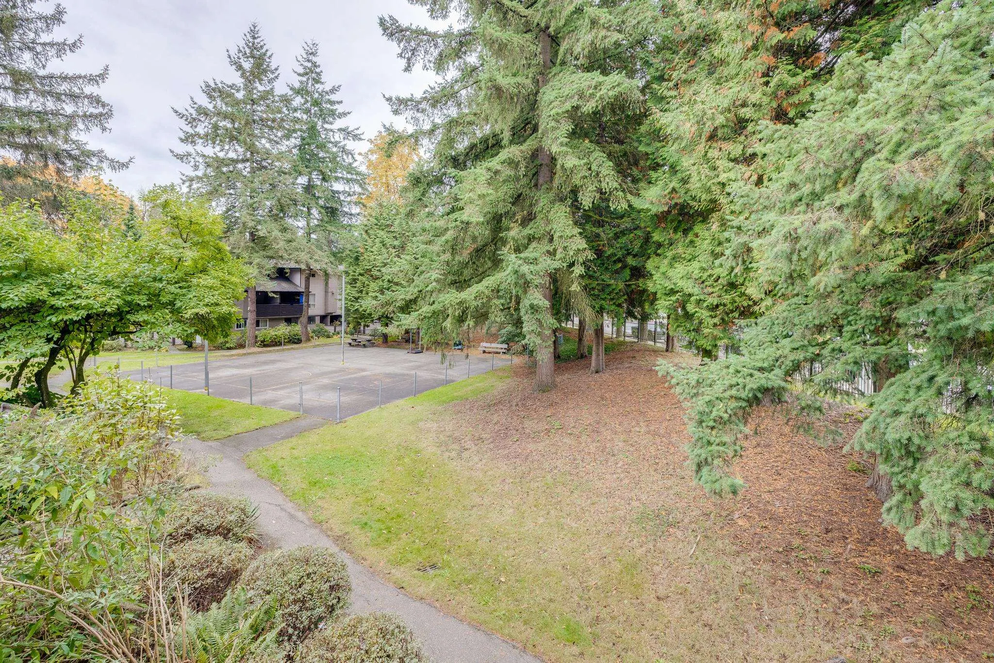 14834 Holly Park Lane