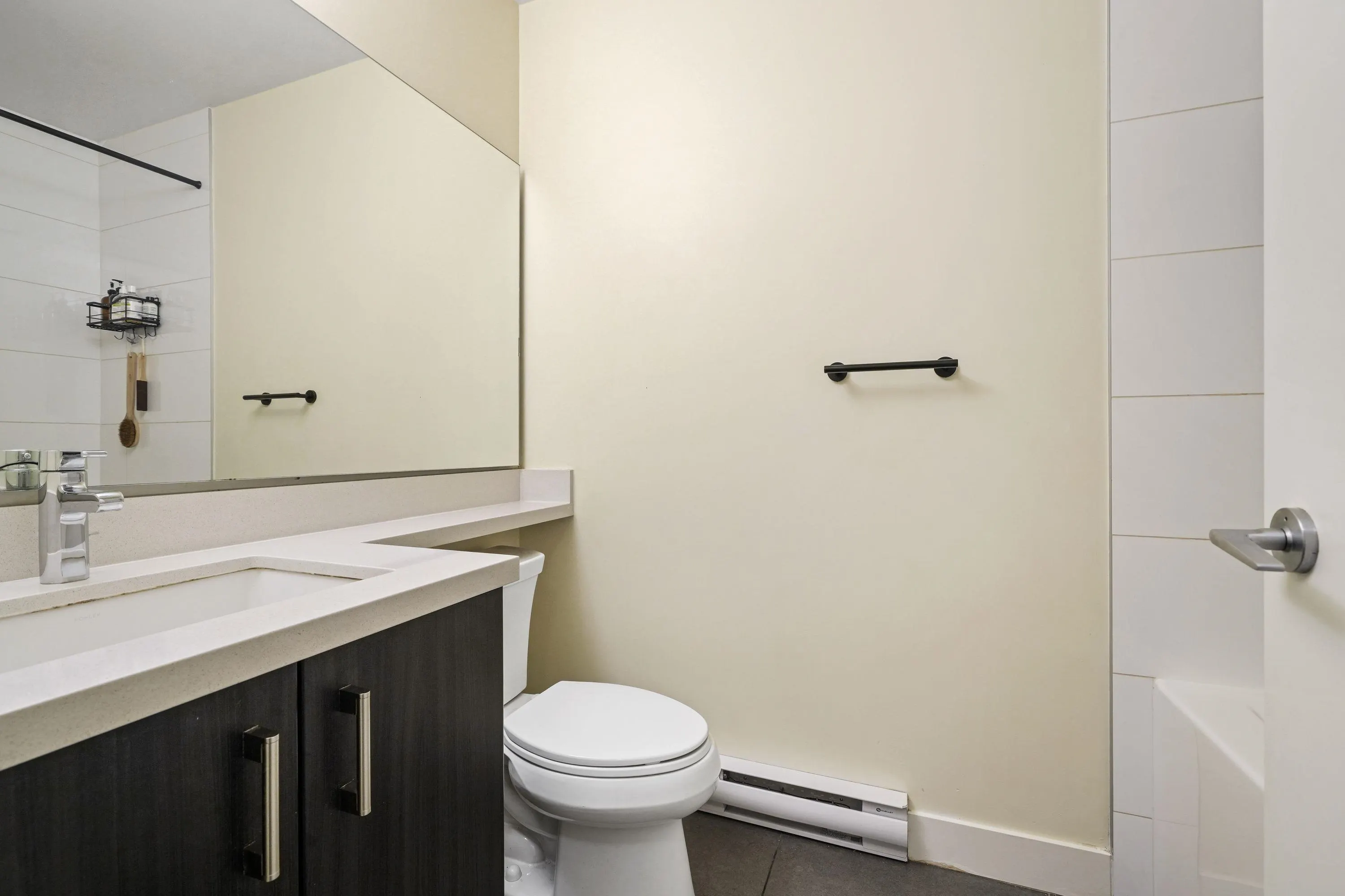 607 500 Royal Avenue